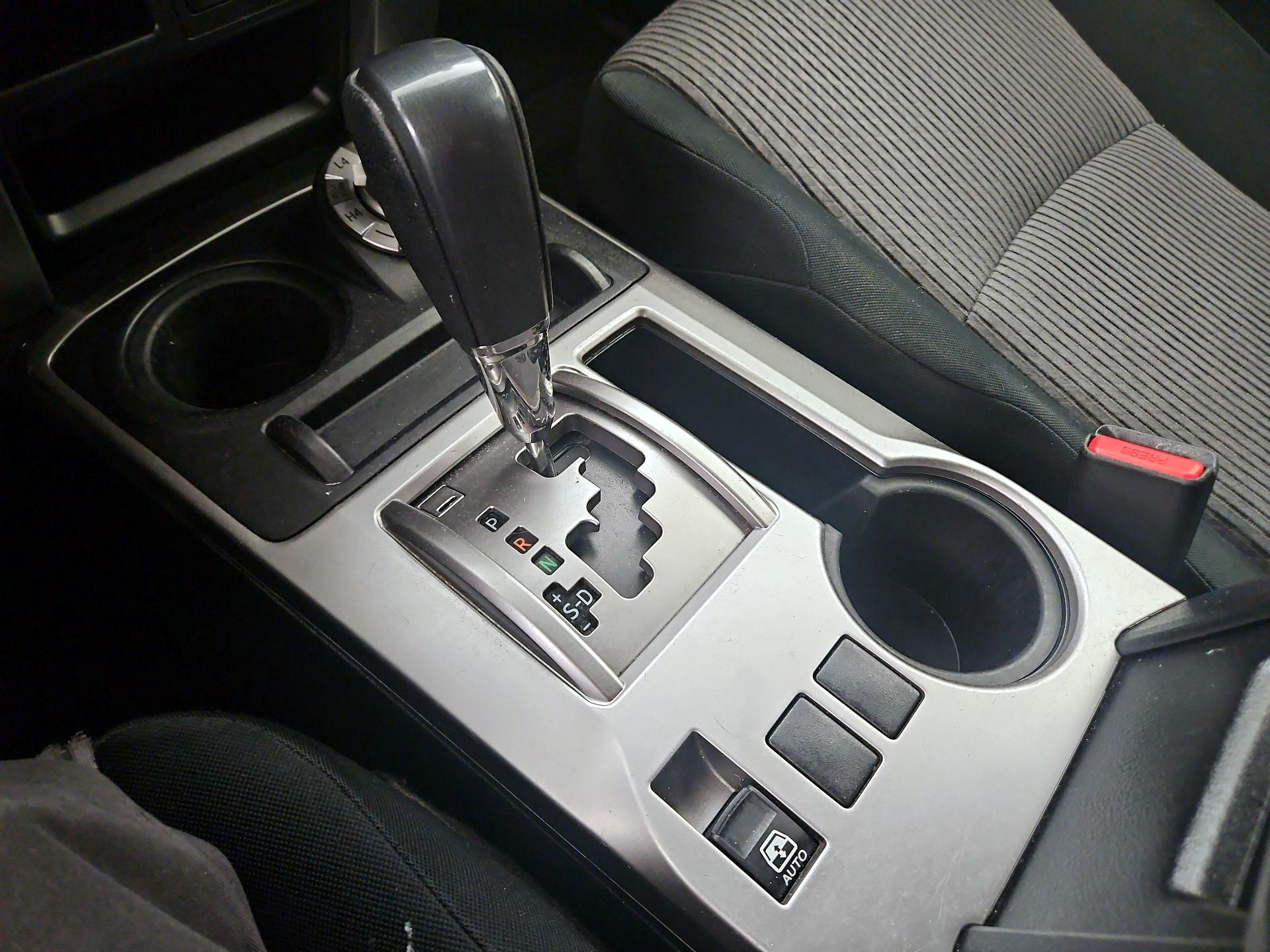 Thumbnail: 2019 Toyota 4Runner - 17