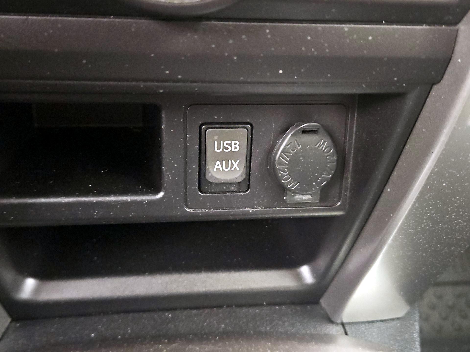 Thumbnail: 2019 Toyota 4Runner - 18