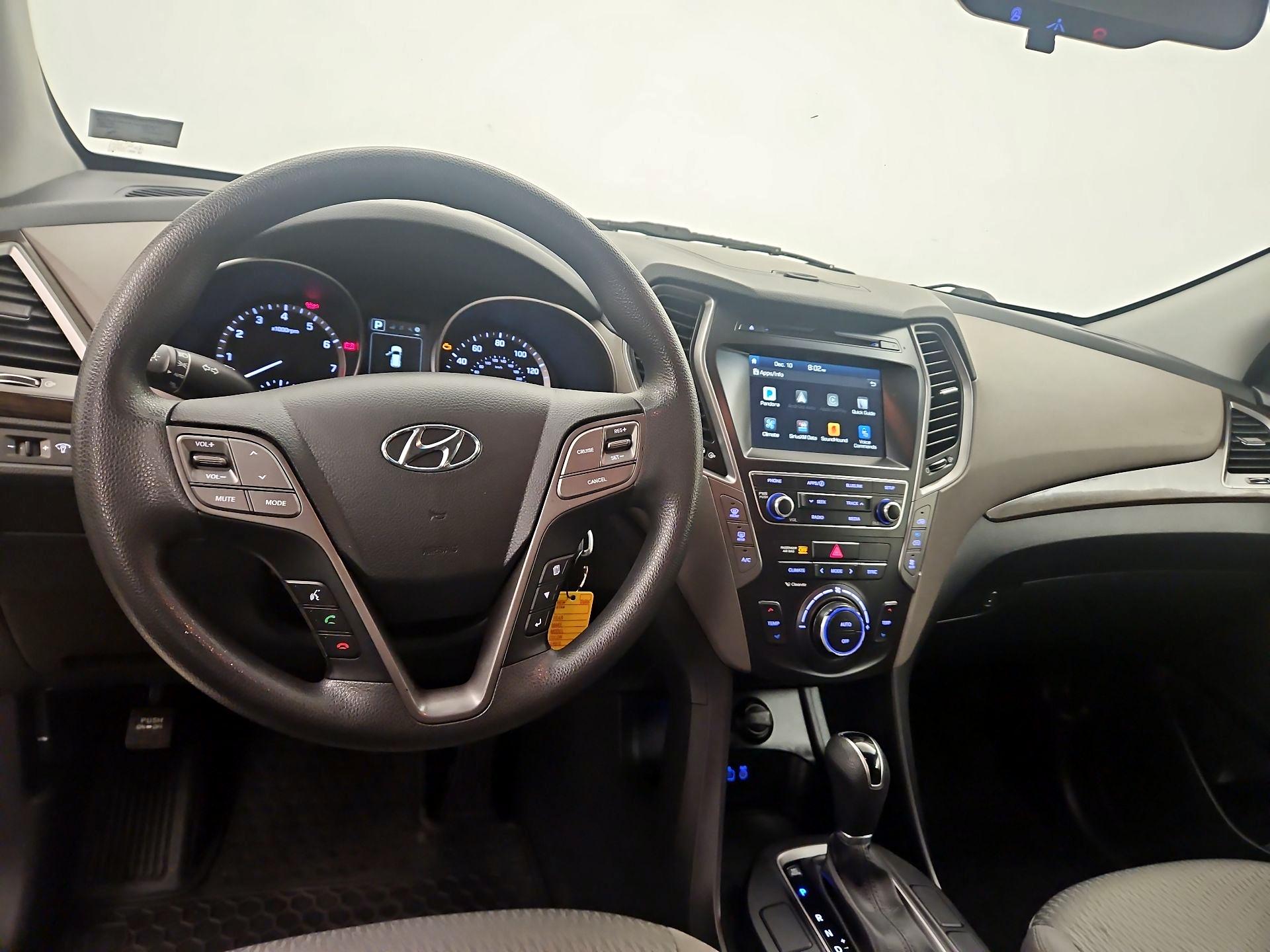 Thumbnail: 2018 Hyundai Santa Fe - 9