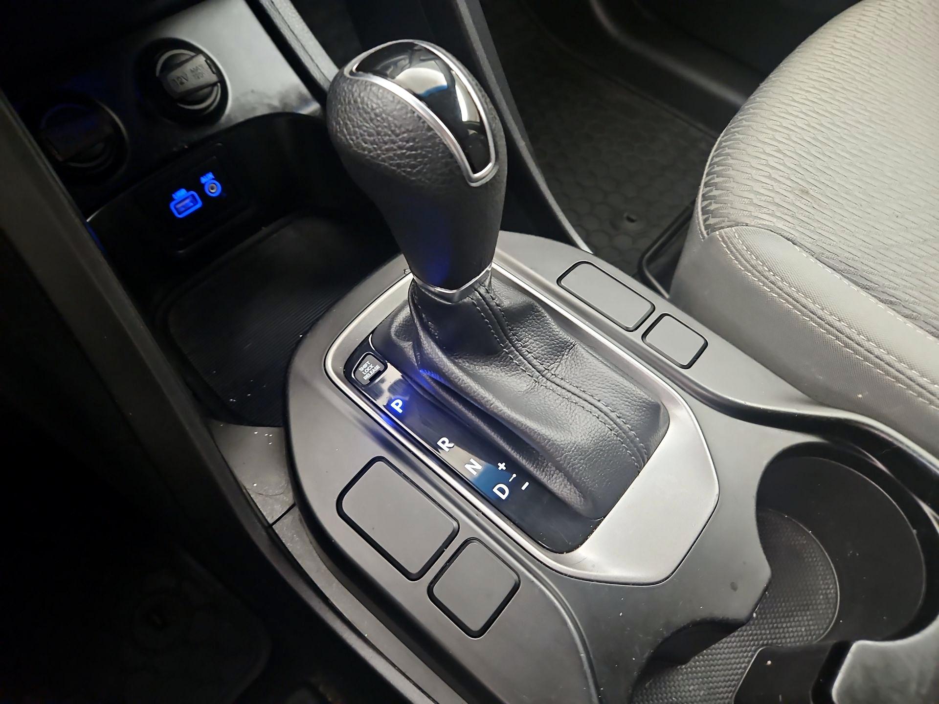 Thumbnail: 2018 Hyundai Santa Fe - 17