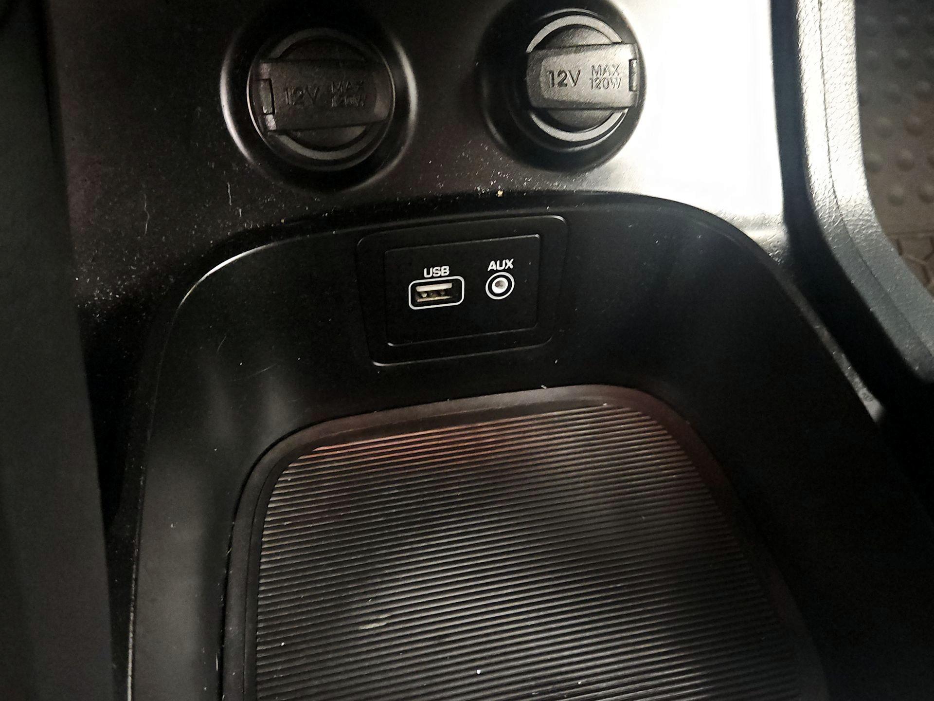 Thumbnail: 2018 Hyundai Santa Fe - 18