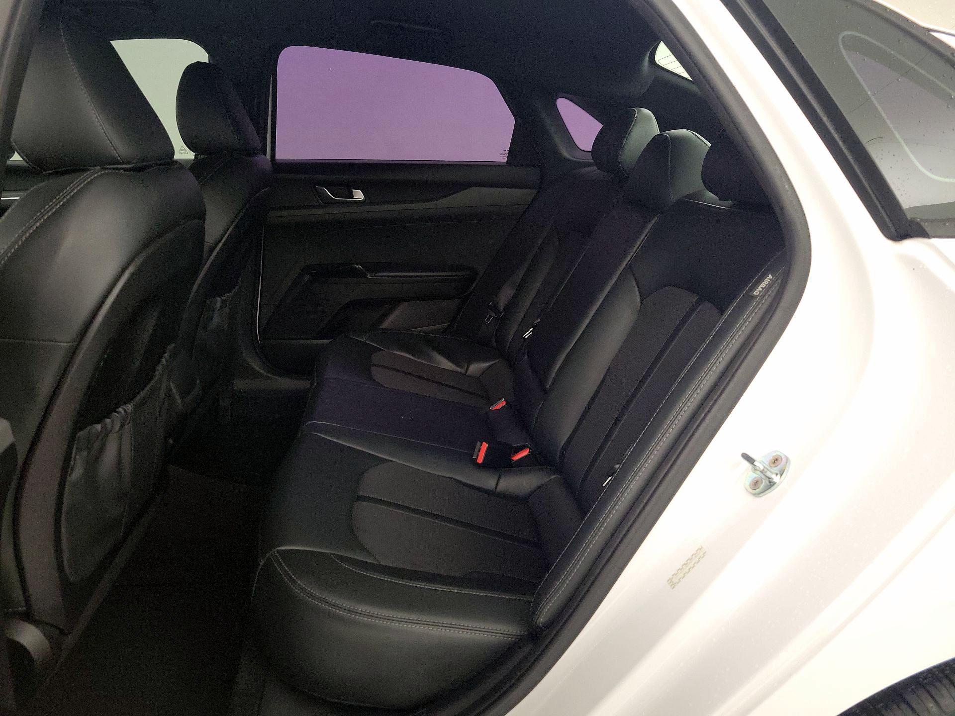 Thumbnail: 2022 Kia K5 - 19