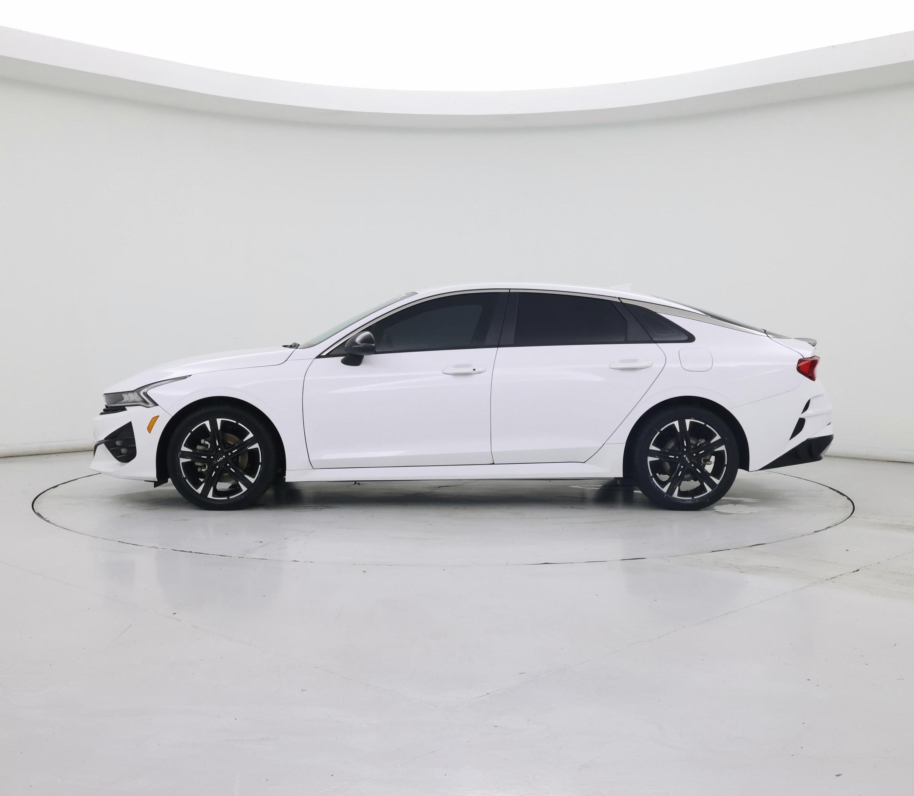 Thumbnail: 2022 Kia K5 - 3