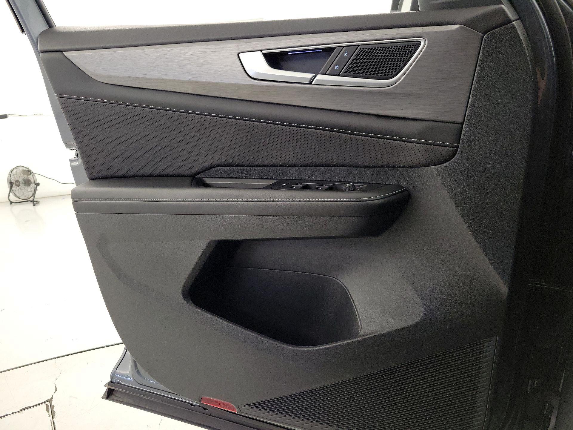 Thumbnail: 2024 Volkswagen Atlas - 12