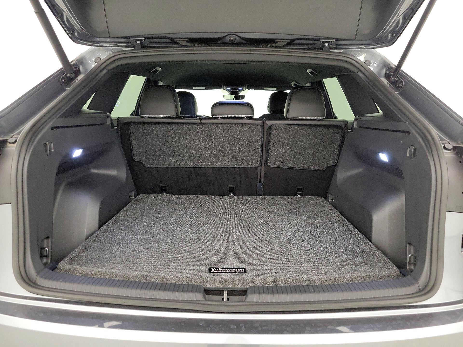 Thumbnail: 2024 Volkswagen Atlas - 19