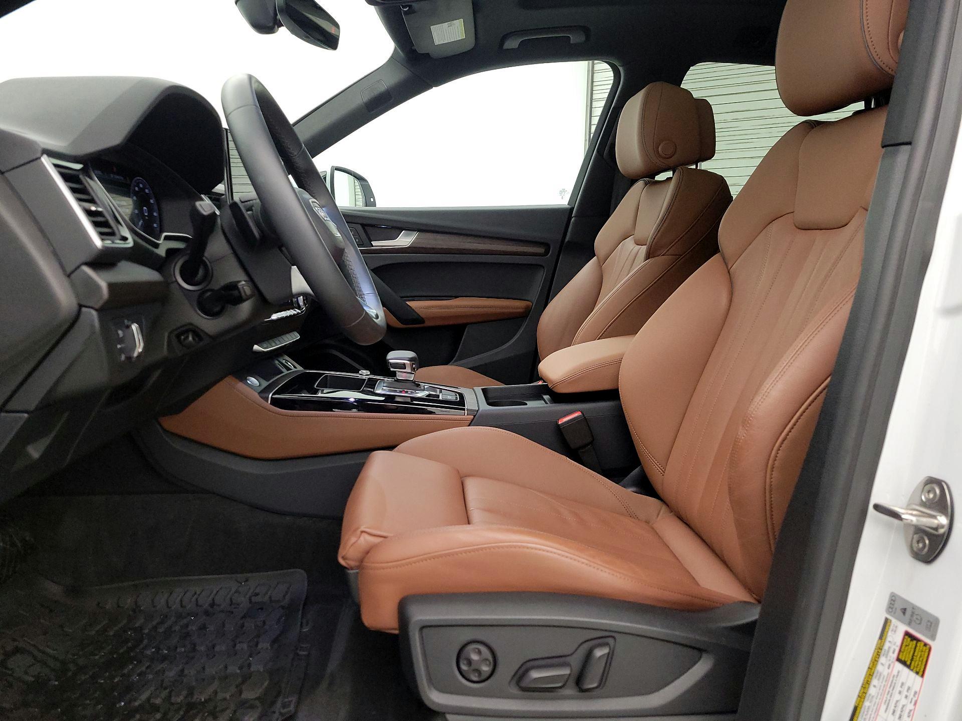 Thumbnail: 2024 Audi Q5 - 11