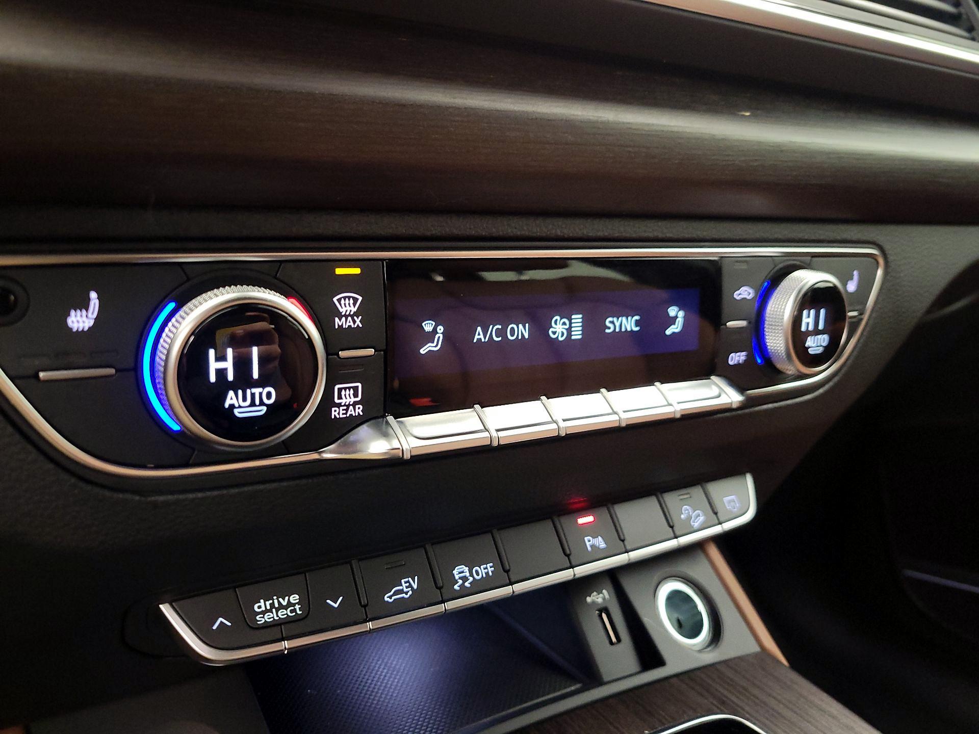 Thumbnail: 2024 Audi Q5 - 16