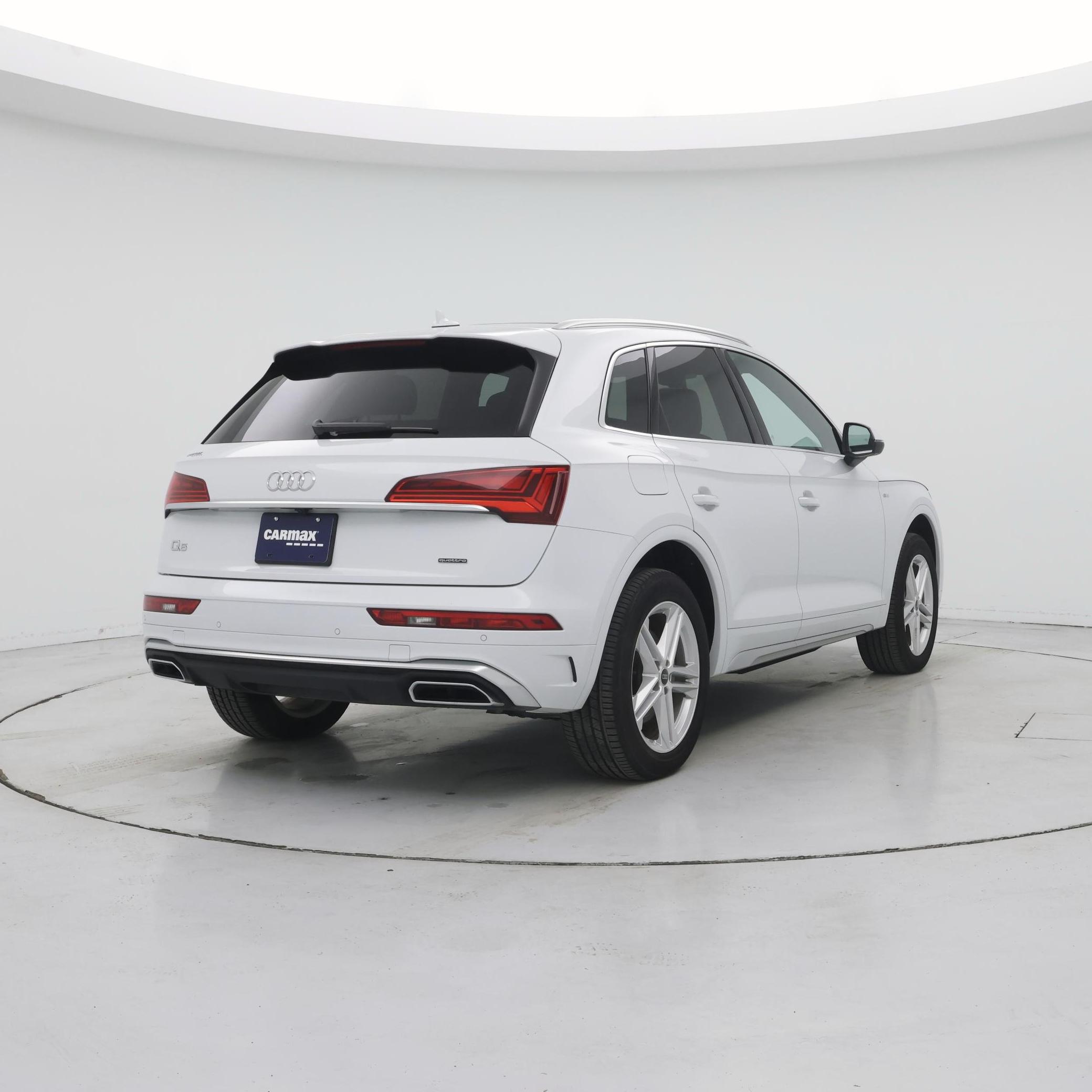 Thumbnail: 2024 Audi Q5 - 8
