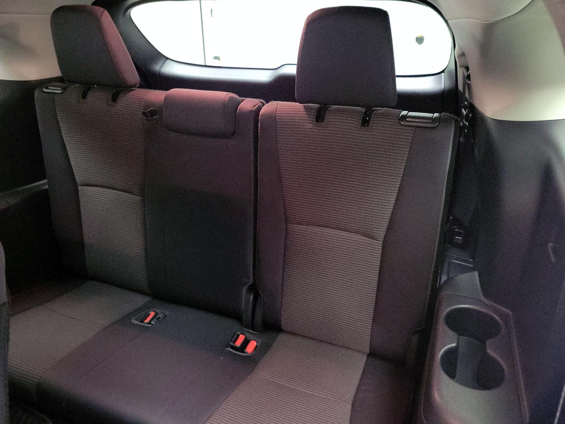 Thumbnail: 2023 Toyota Highlander - 20