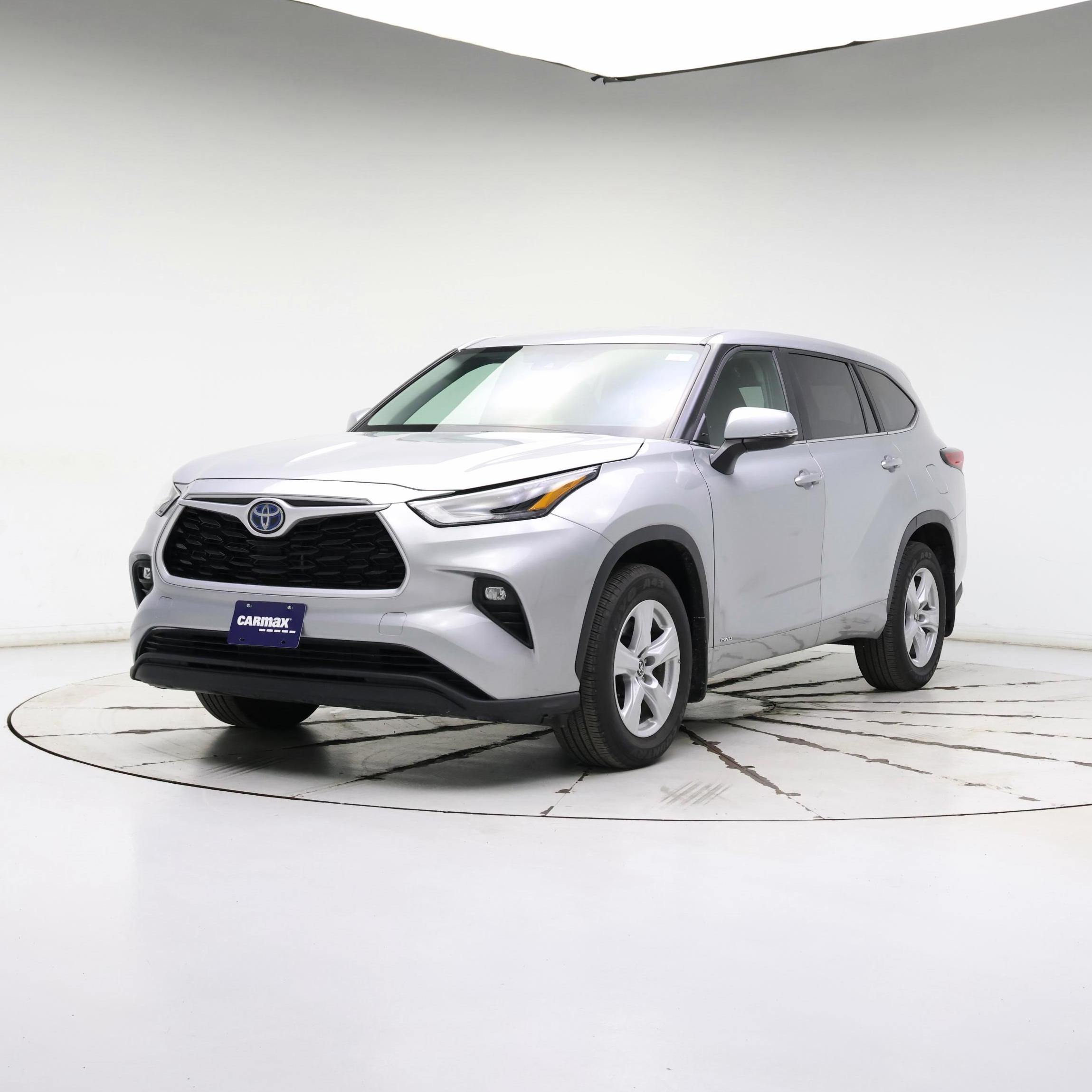 Thumbnail: 2023 Toyota Highlander - 4