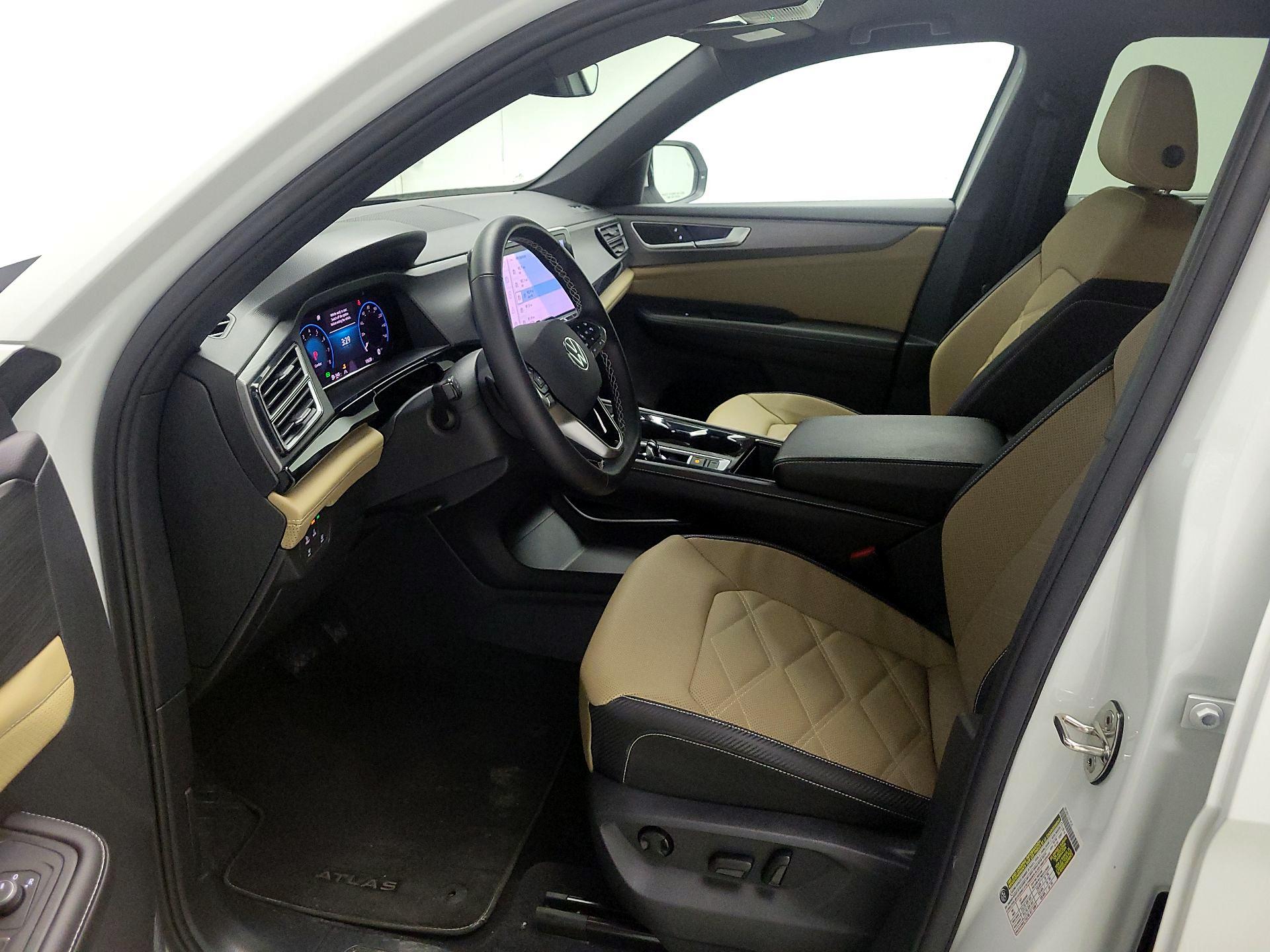 Thumbnail: 2024 Volkswagen Atlas - 11