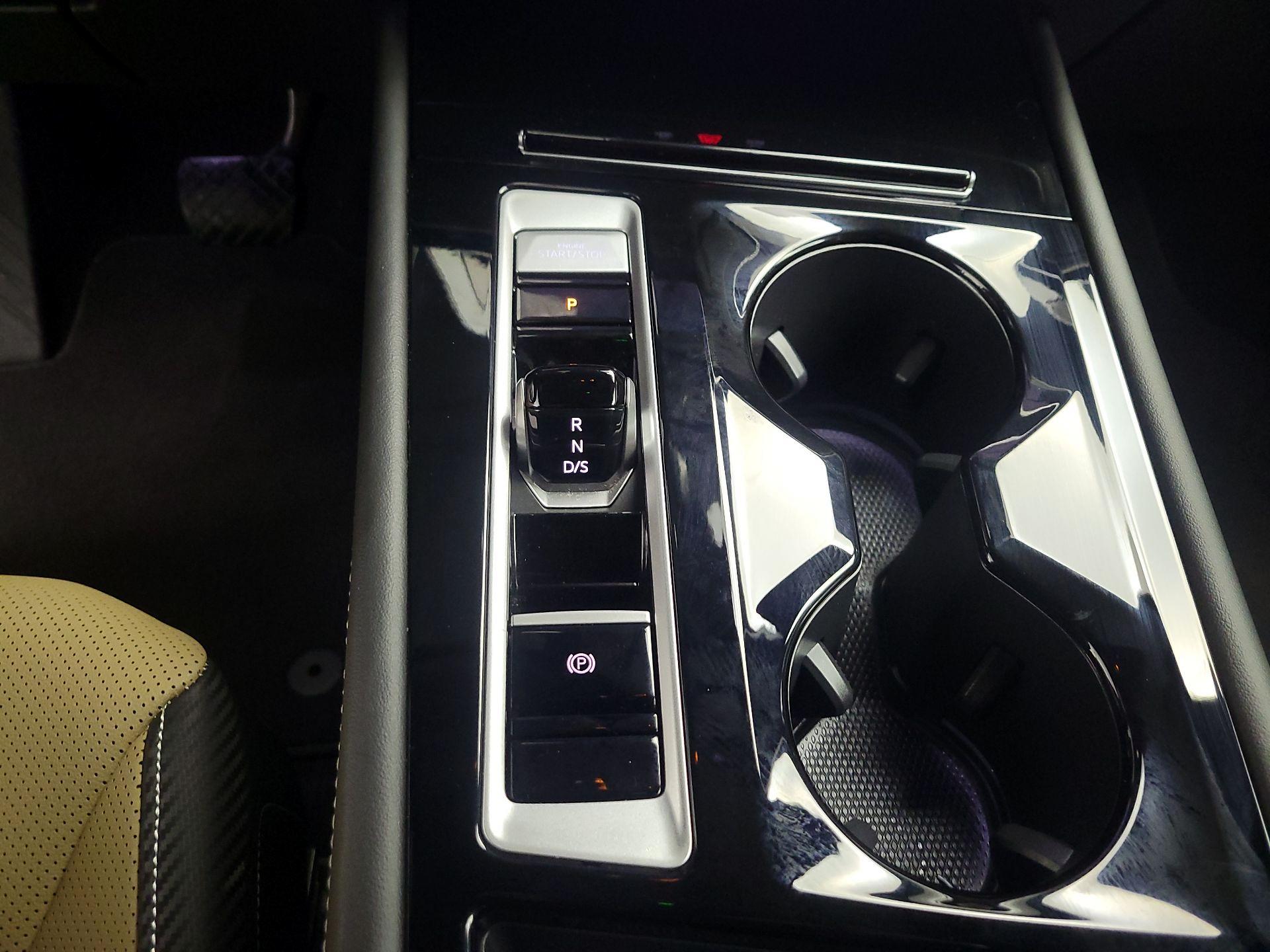 Thumbnail: 2024 Volkswagen Atlas - 16