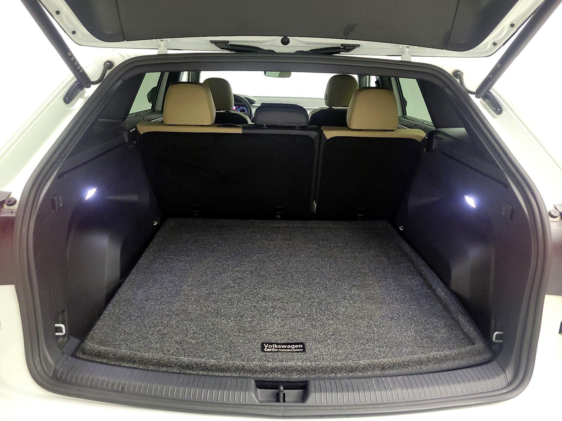 Thumbnail: 2024 Volkswagen Atlas - 18