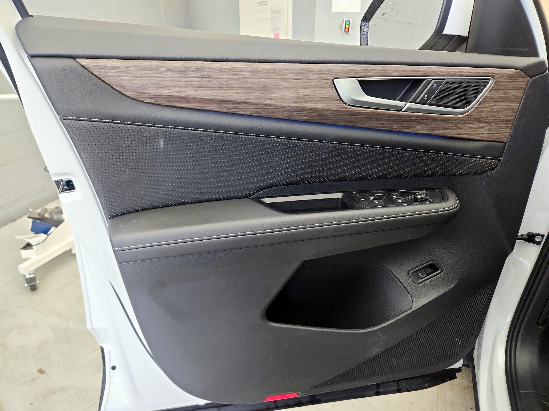 Thumbnail: 2024 Volkswagen Atlas - 12