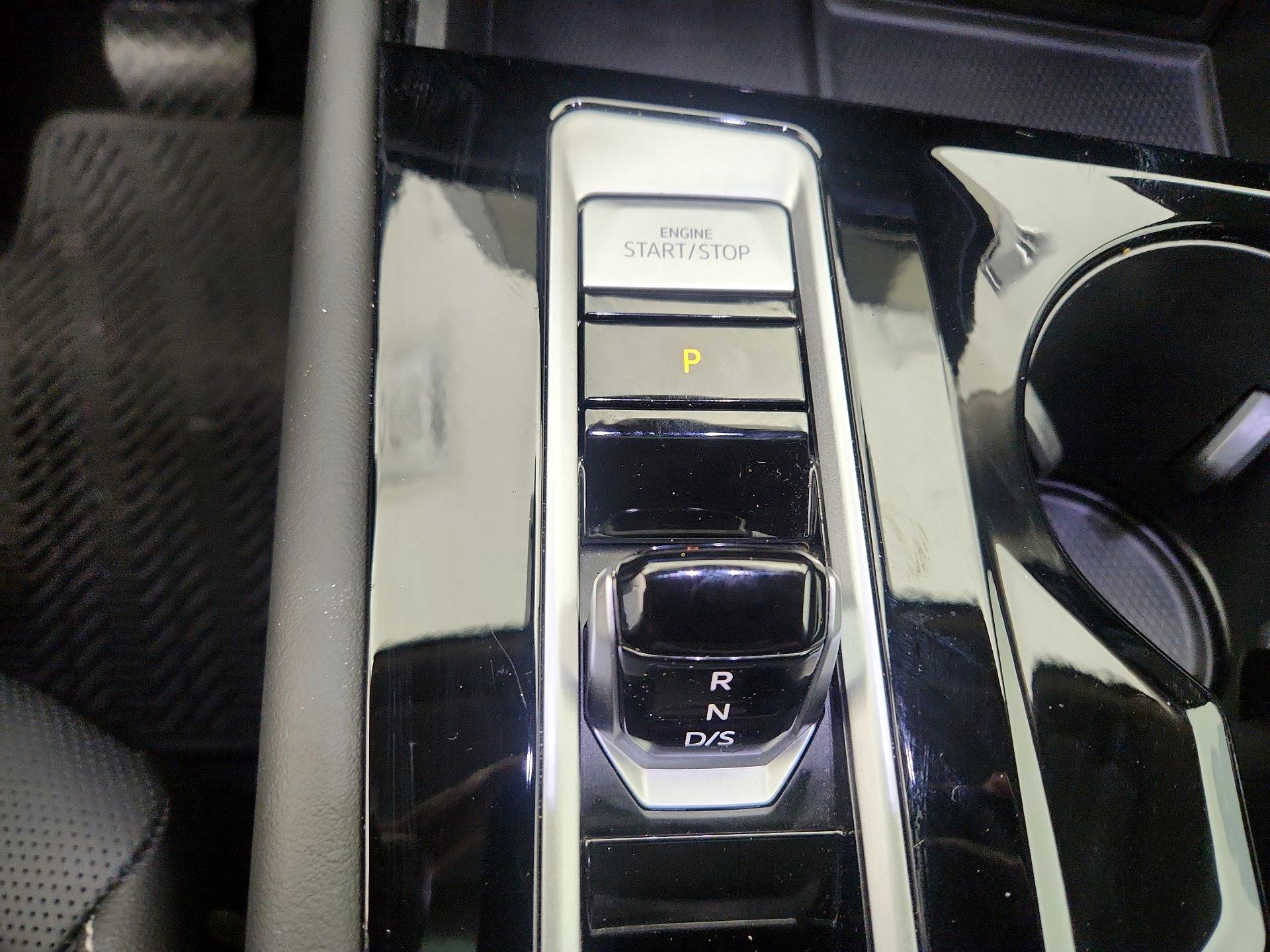 Thumbnail: 2024 Volkswagen Atlas - 18