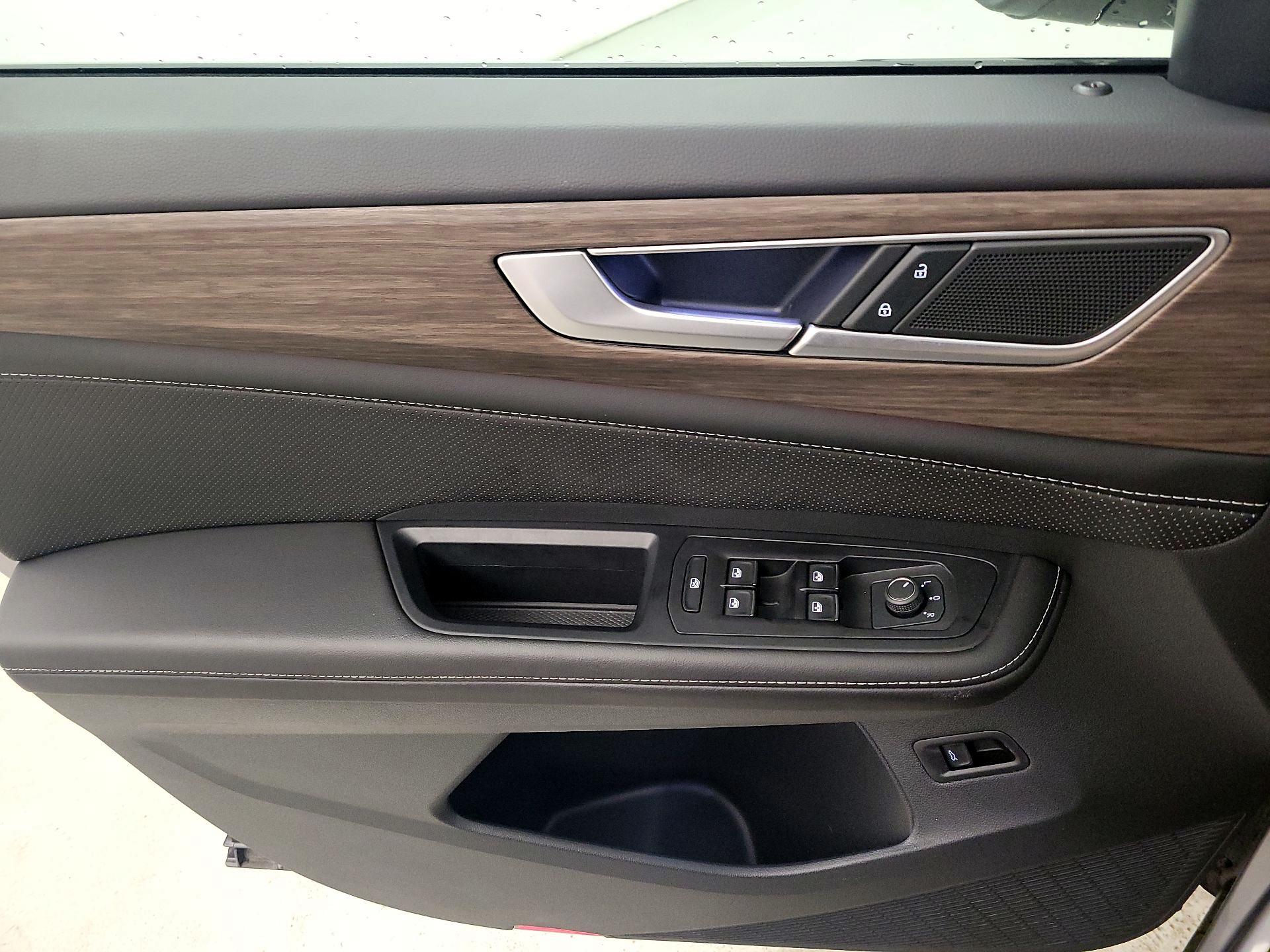 Thumbnail: 2024 Volkswagen Atlas - 12