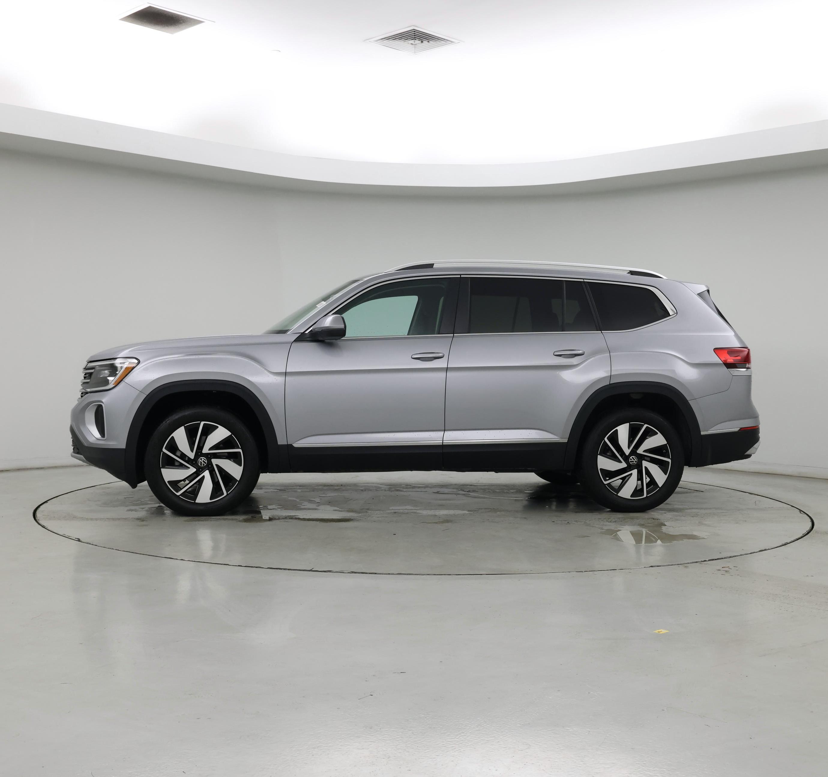 Thumbnail: 2024 Volkswagen Atlas - 3