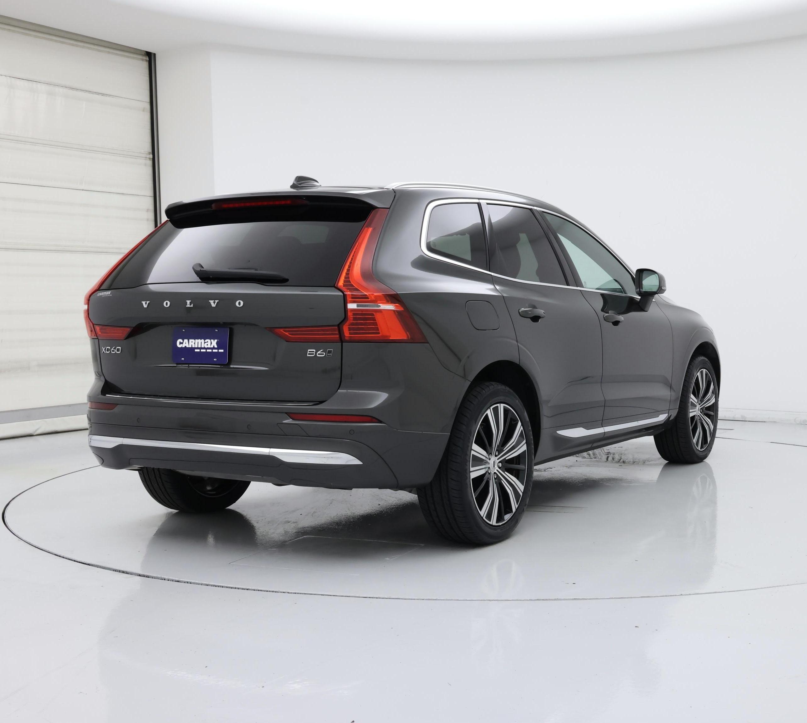 Thumbnail: 2022 Volvo XC60 - 8