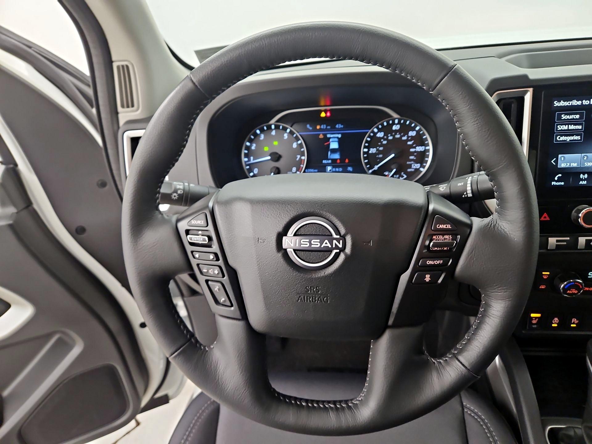 Thumbnail: 2025 Nissan Frontier - 10