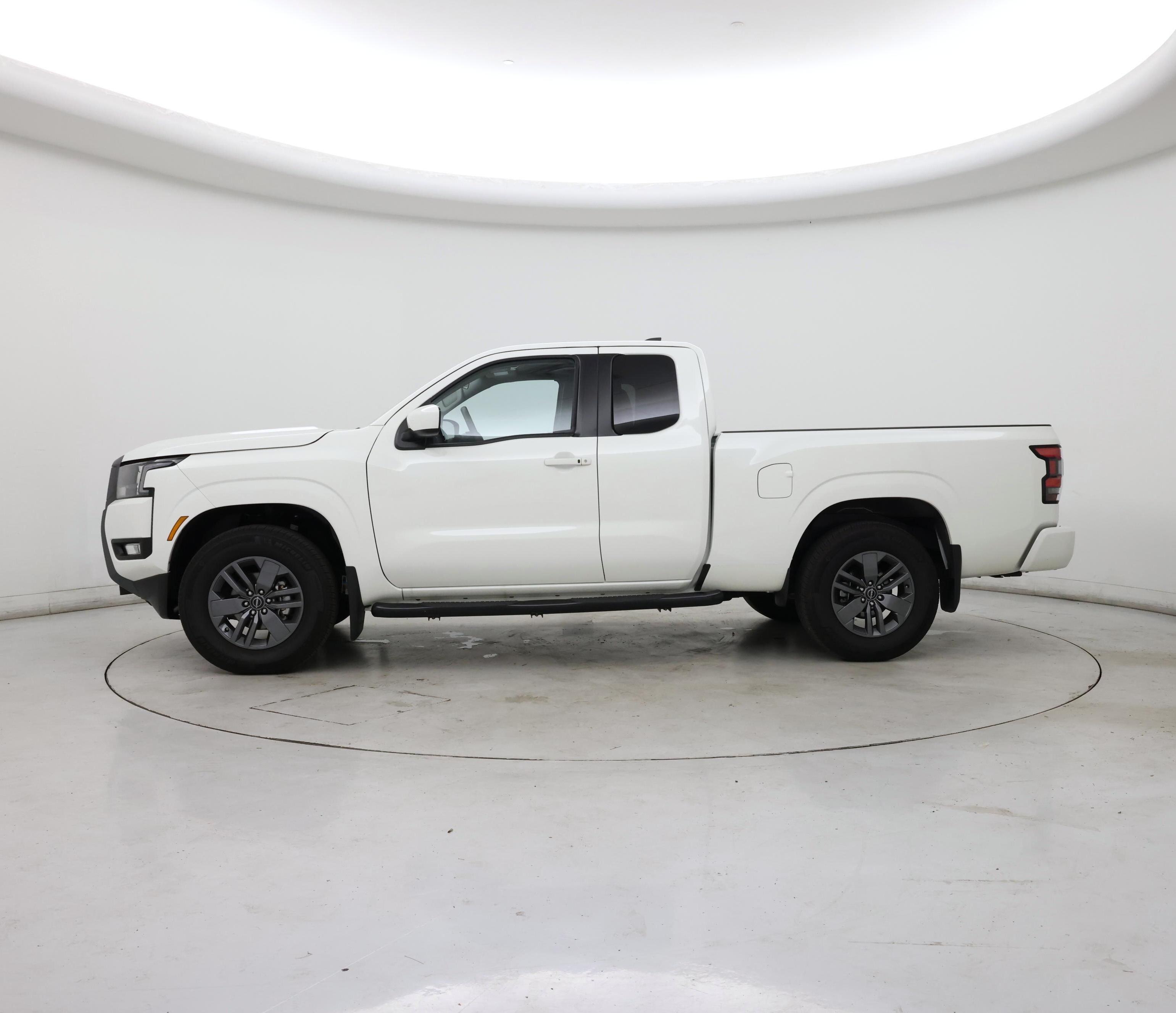 Thumbnail: 2025 Nissan Frontier - 3