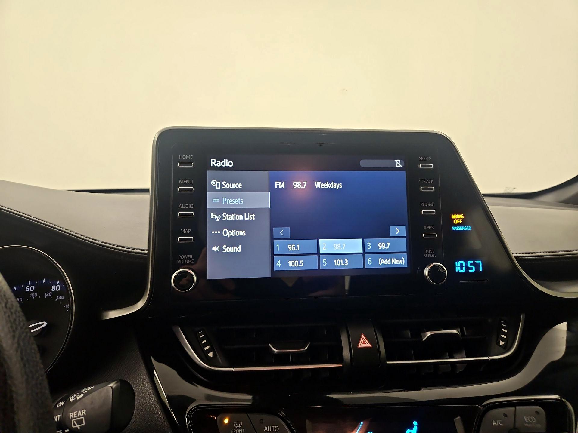 Thumbnail: 2019 Toyota C-HR - 15