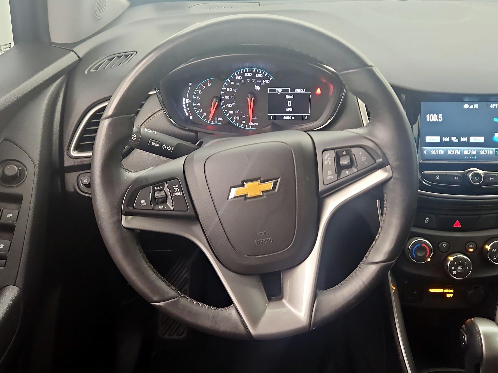 Thumbnail: 2017 Chevrolet Trax - 10