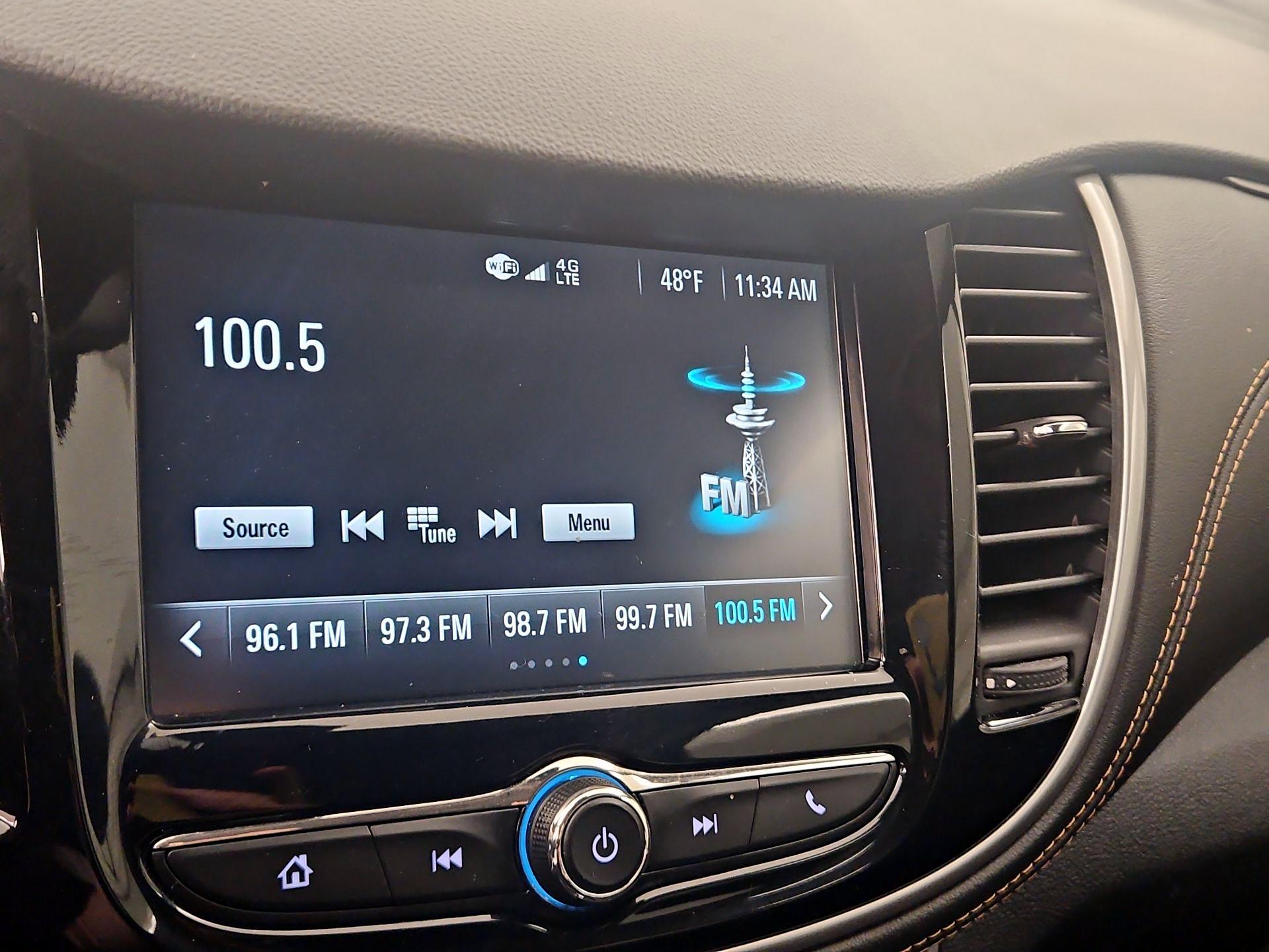 Thumbnail: 2017 Chevrolet Trax - 15