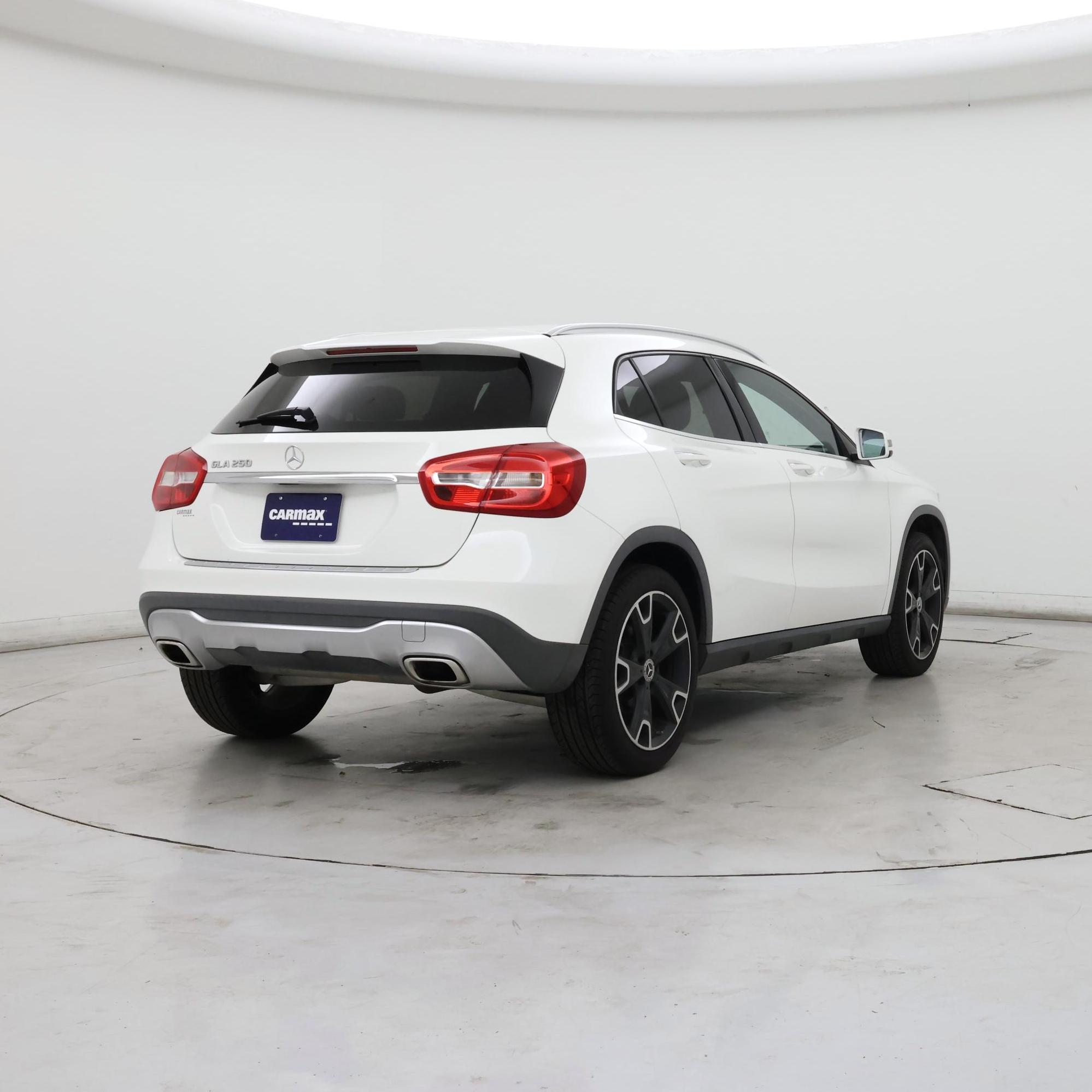 Thumbnail: 2019 Mercedes-Benz GLA - 8