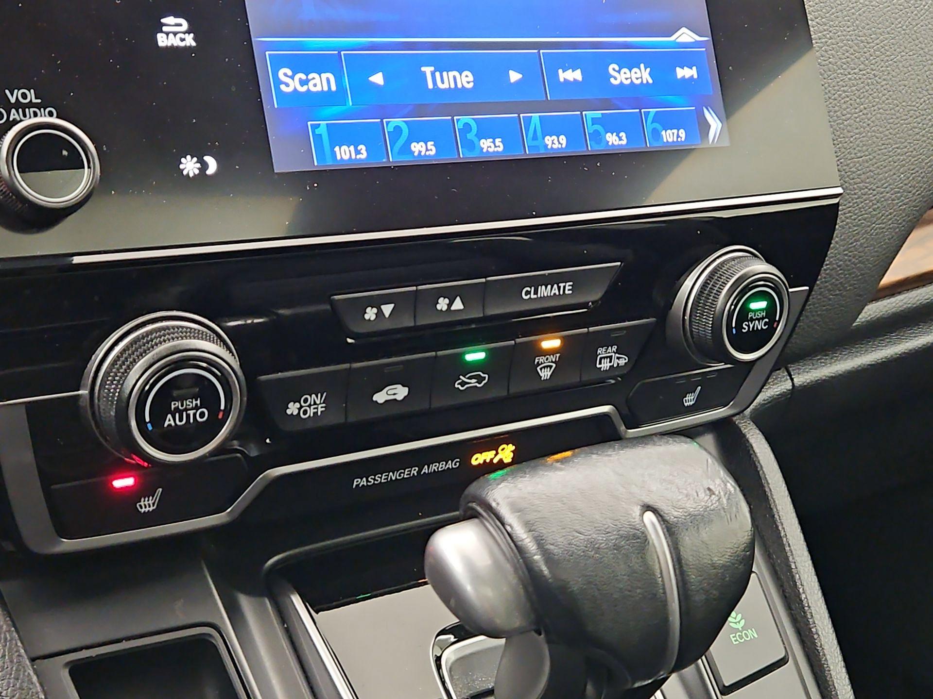 Thumbnail: 2019 Honda CR-V - 16