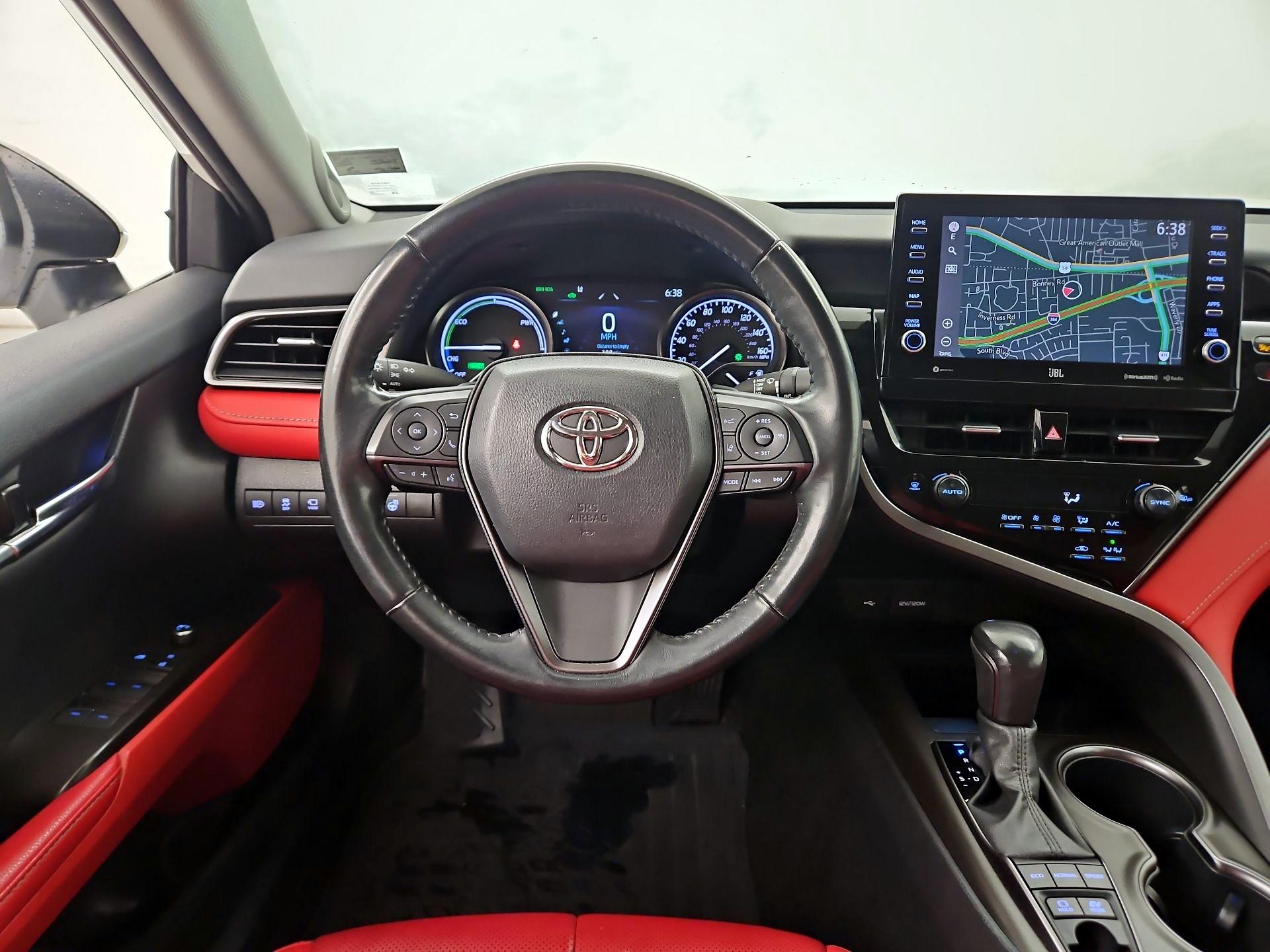 Thumbnail: 2022 Toyota Camry - 10