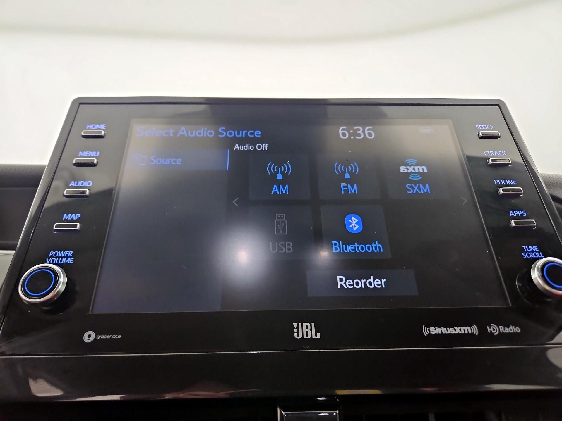 Thumbnail: 2022 Toyota Camry - 16