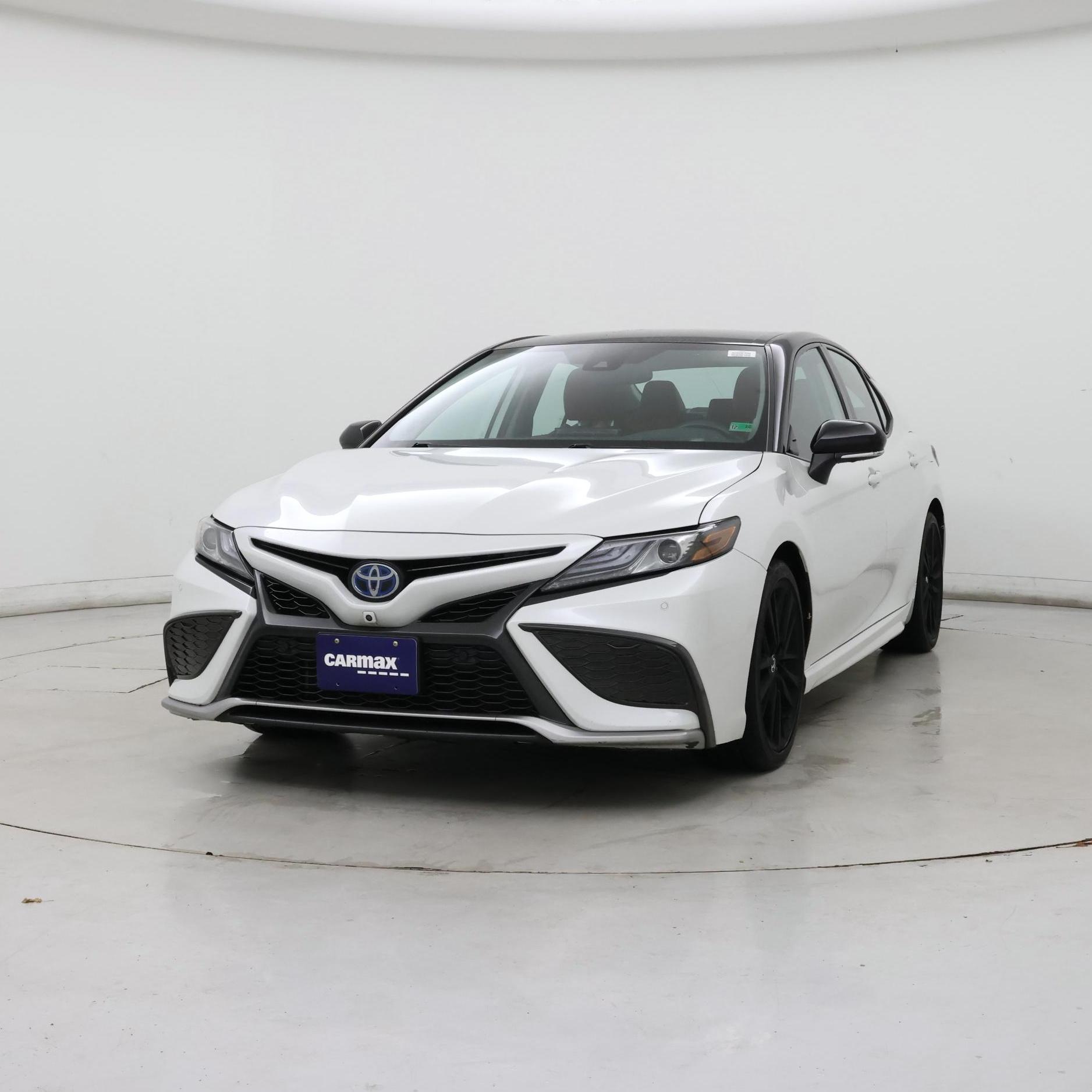 Thumbnail: 2022 Toyota Camry - 4