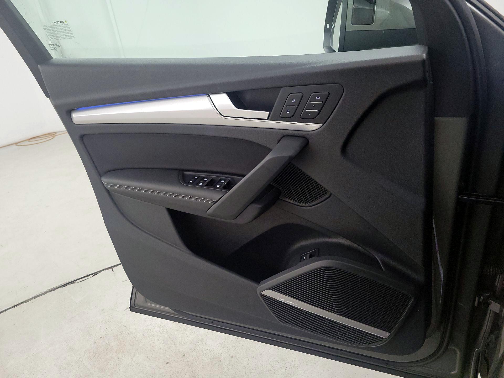 Thumbnail: 2023 Audi Q5 - 12