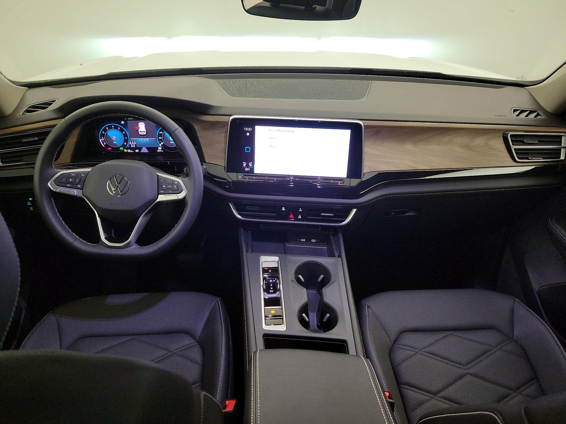 Thumbnail: 2024 Volkswagen Atlas - 9