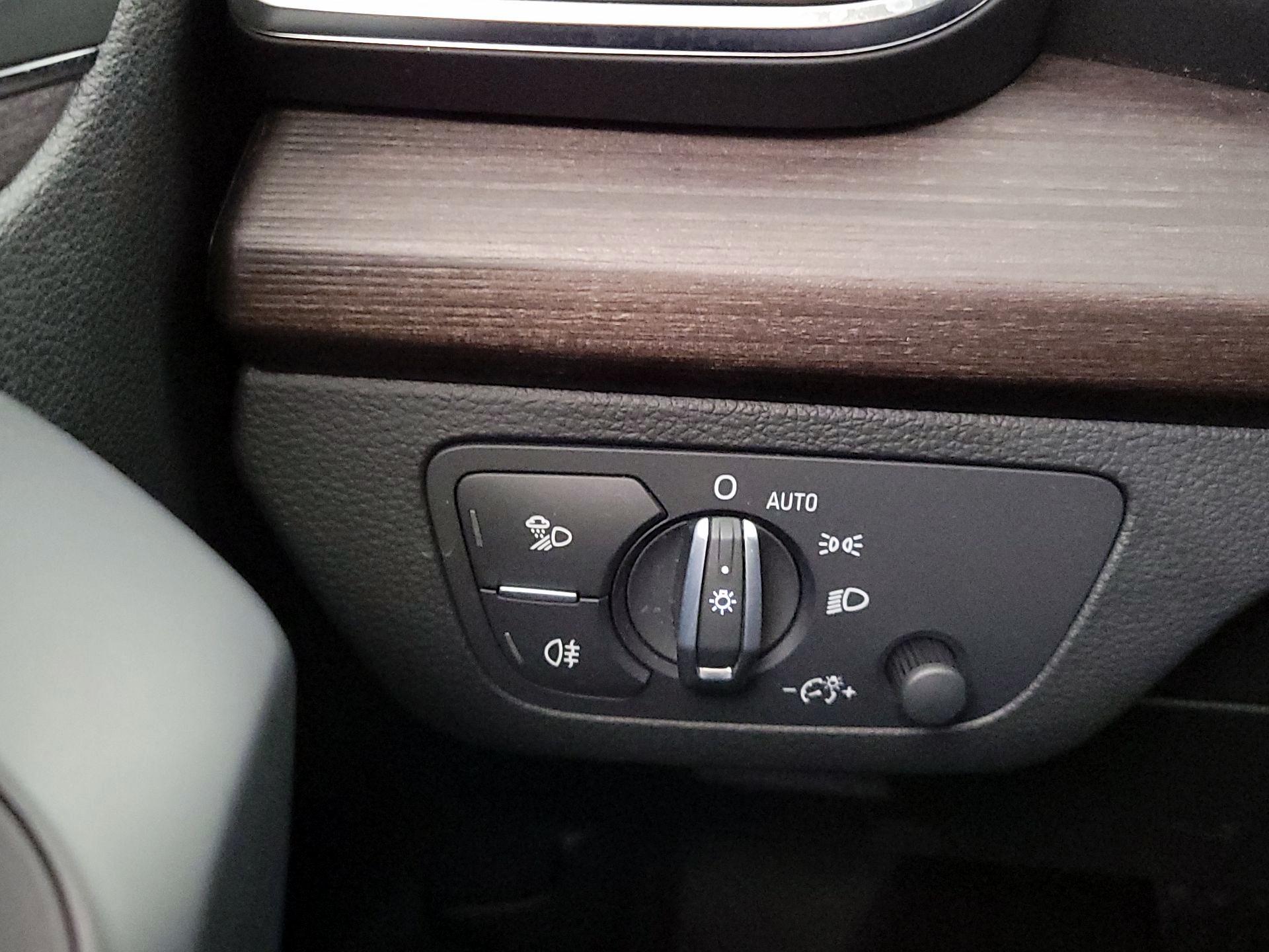 Thumbnail: 2022 Audi Q5 - 13