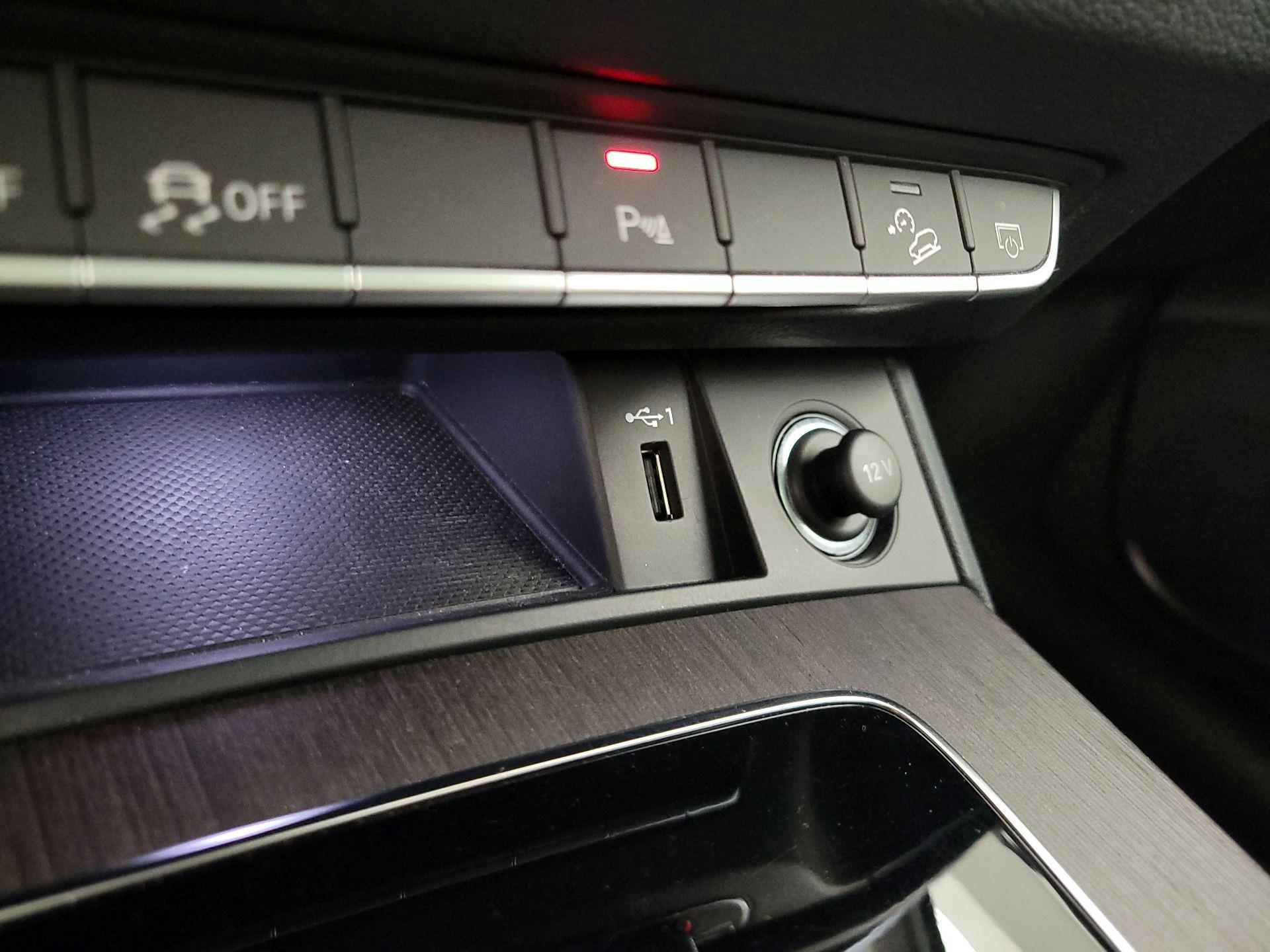 Thumbnail: 2022 Audi Q5 - 18