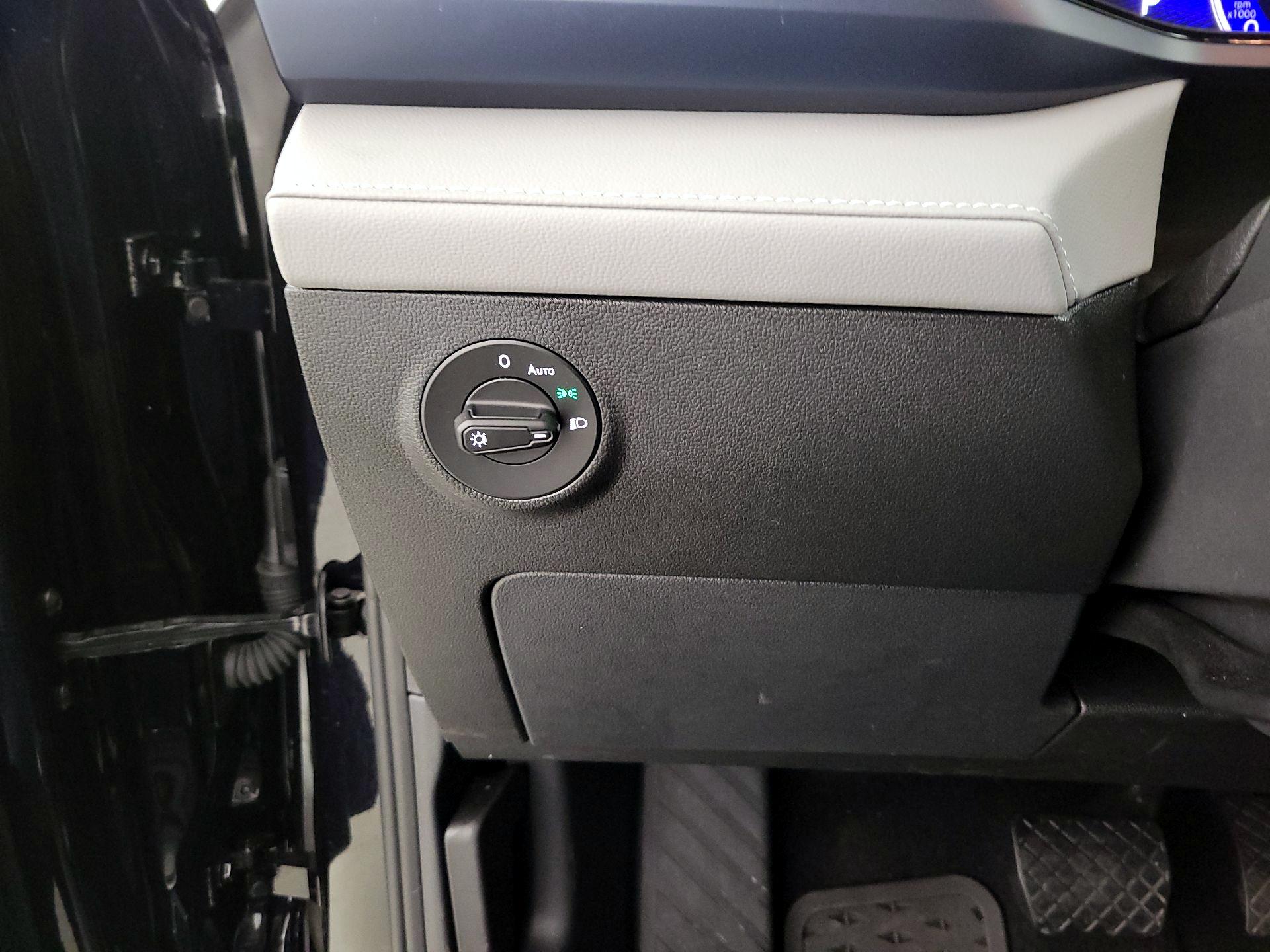 Thumbnail: 2024 Volkswagen Taos - 13