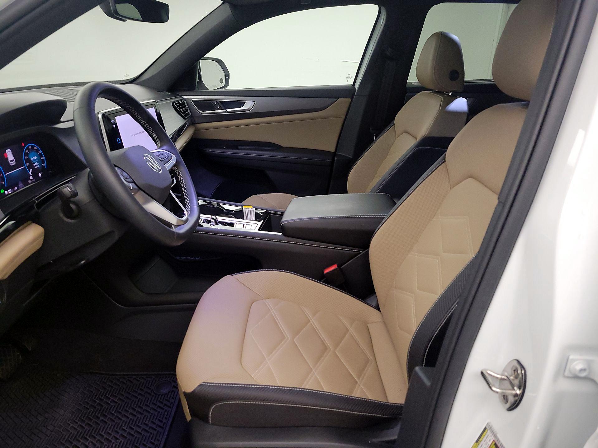 Thumbnail: 2024 Volkswagen Atlas - 11