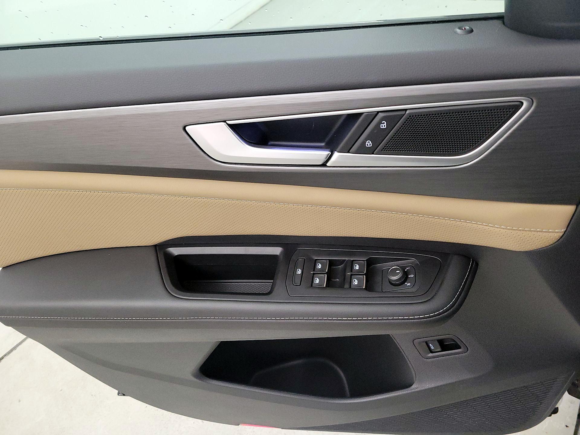 Thumbnail: 2024 Volkswagen Atlas - 12