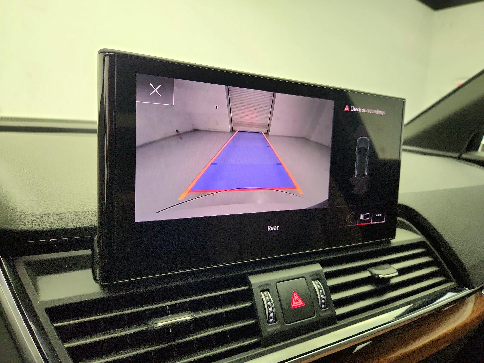 Thumbnail: 2023 Audi Q5 - 14