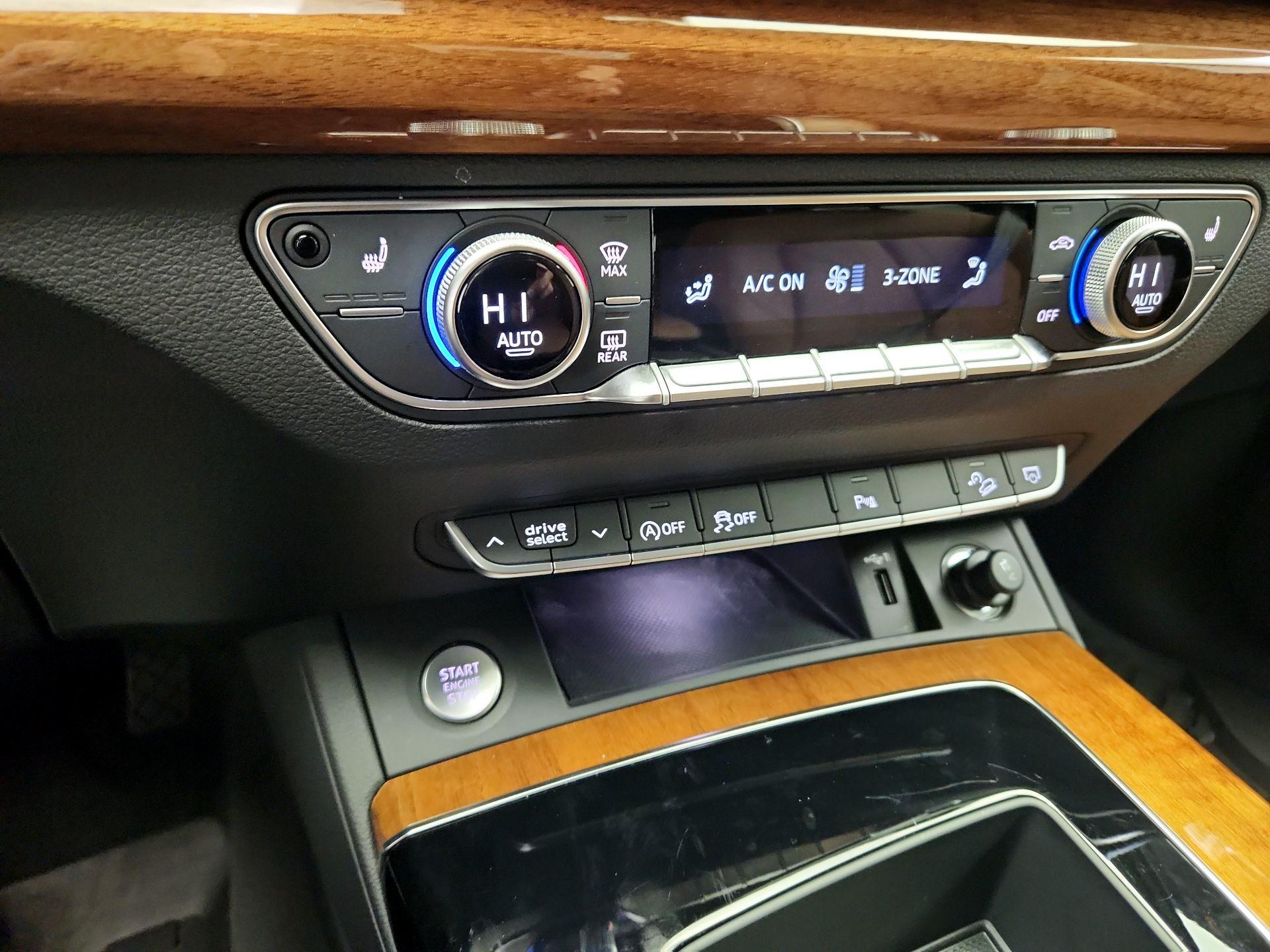 Thumbnail: 2023 Audi Q5 - 16