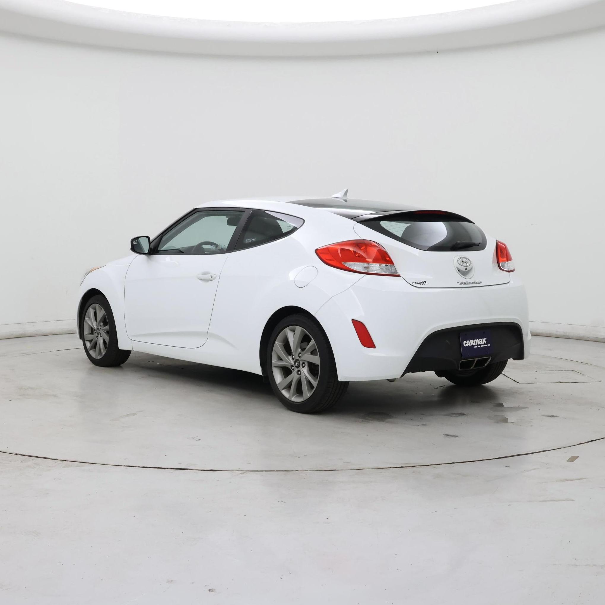 Thumbnail: 2016 Hyundai Veloster - 2