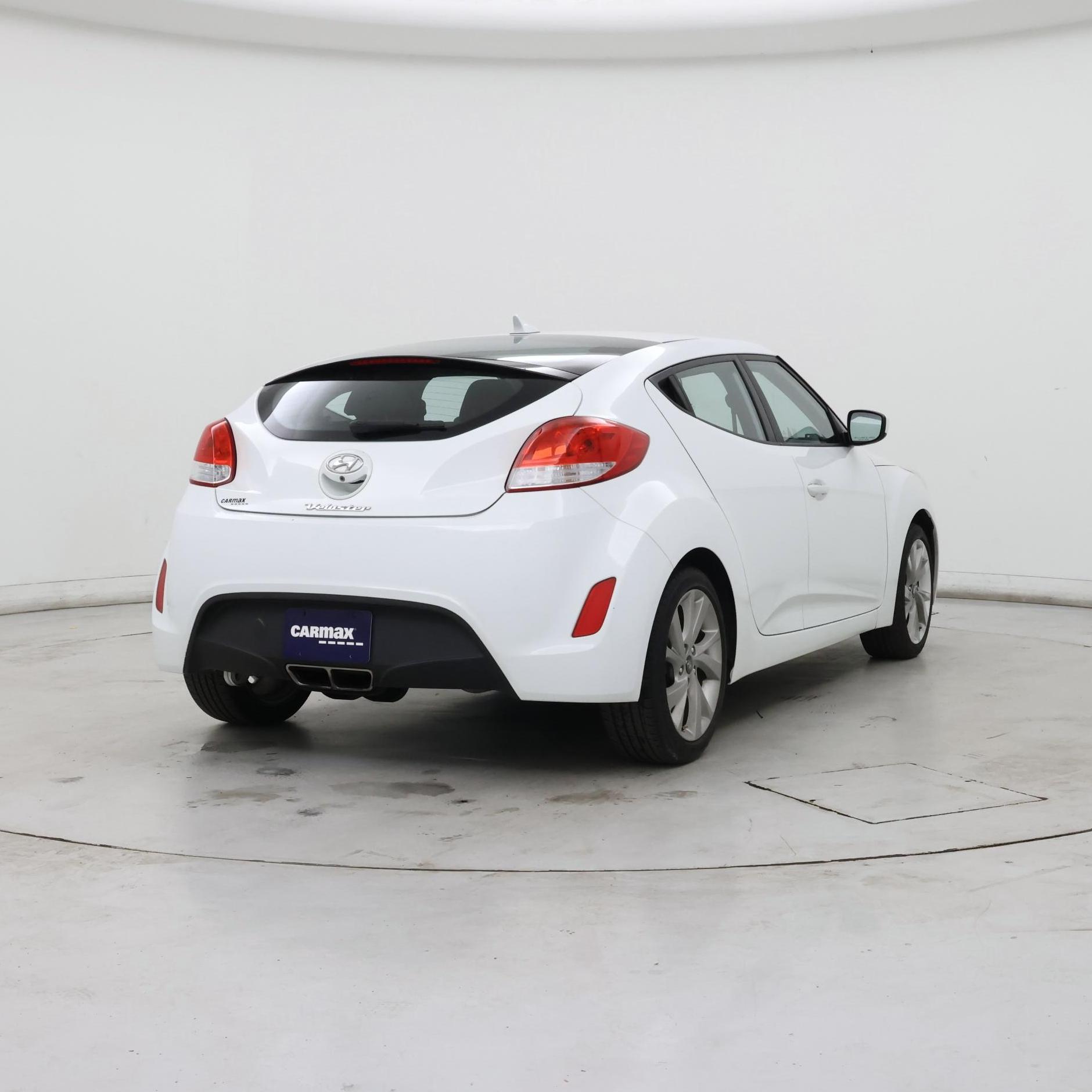 Thumbnail: 2016 Hyundai Veloster - 8