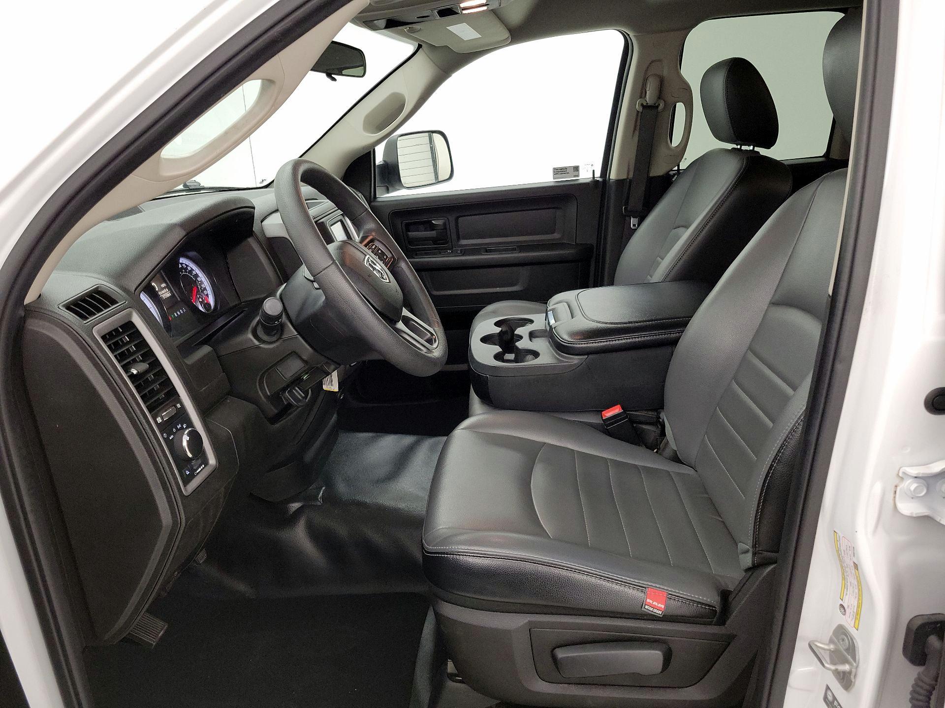 Thumbnail: 2023 RAM 1500 Classic - 11