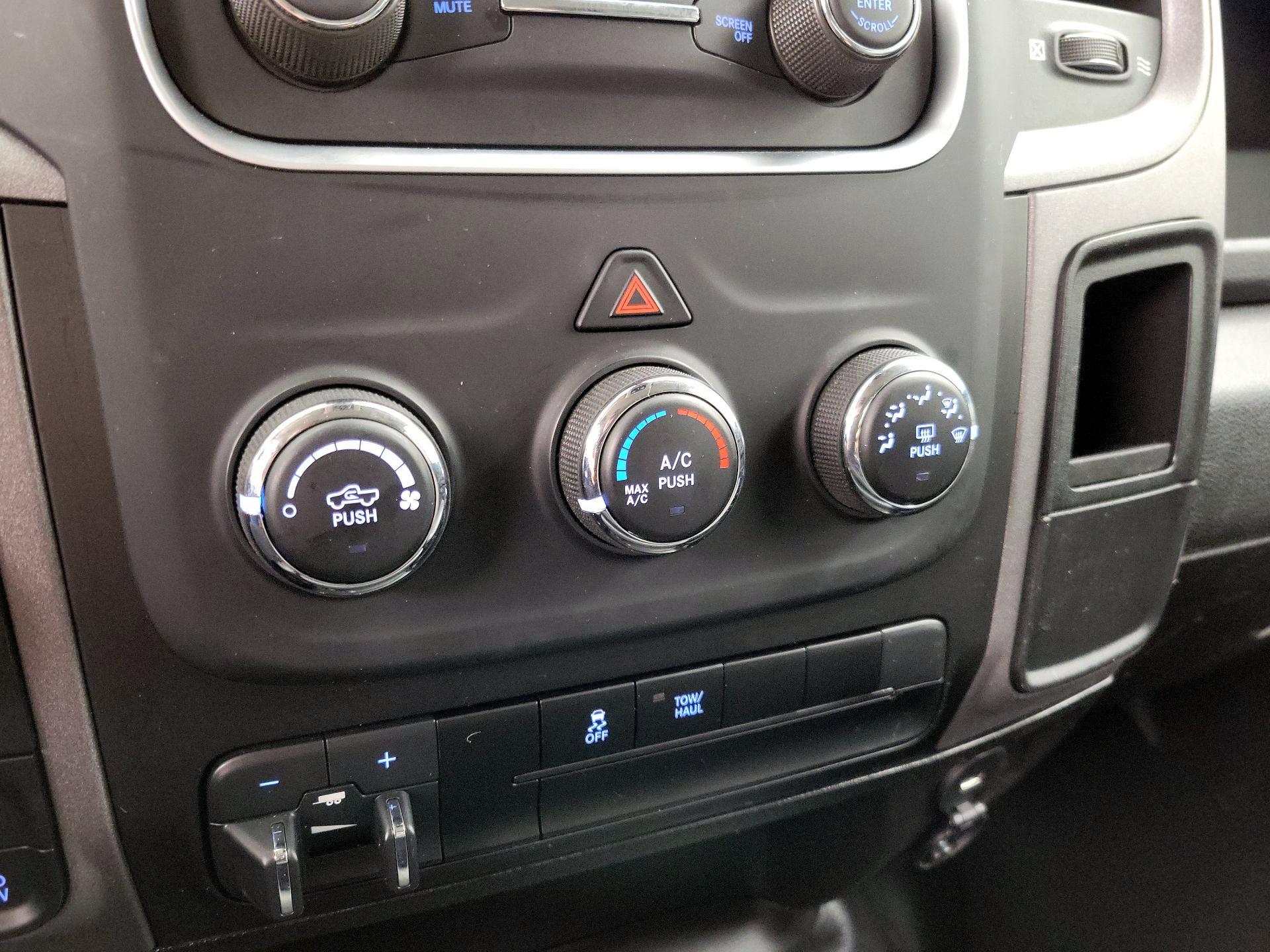 Thumbnail: 2023 RAM 1500 Classic - 16