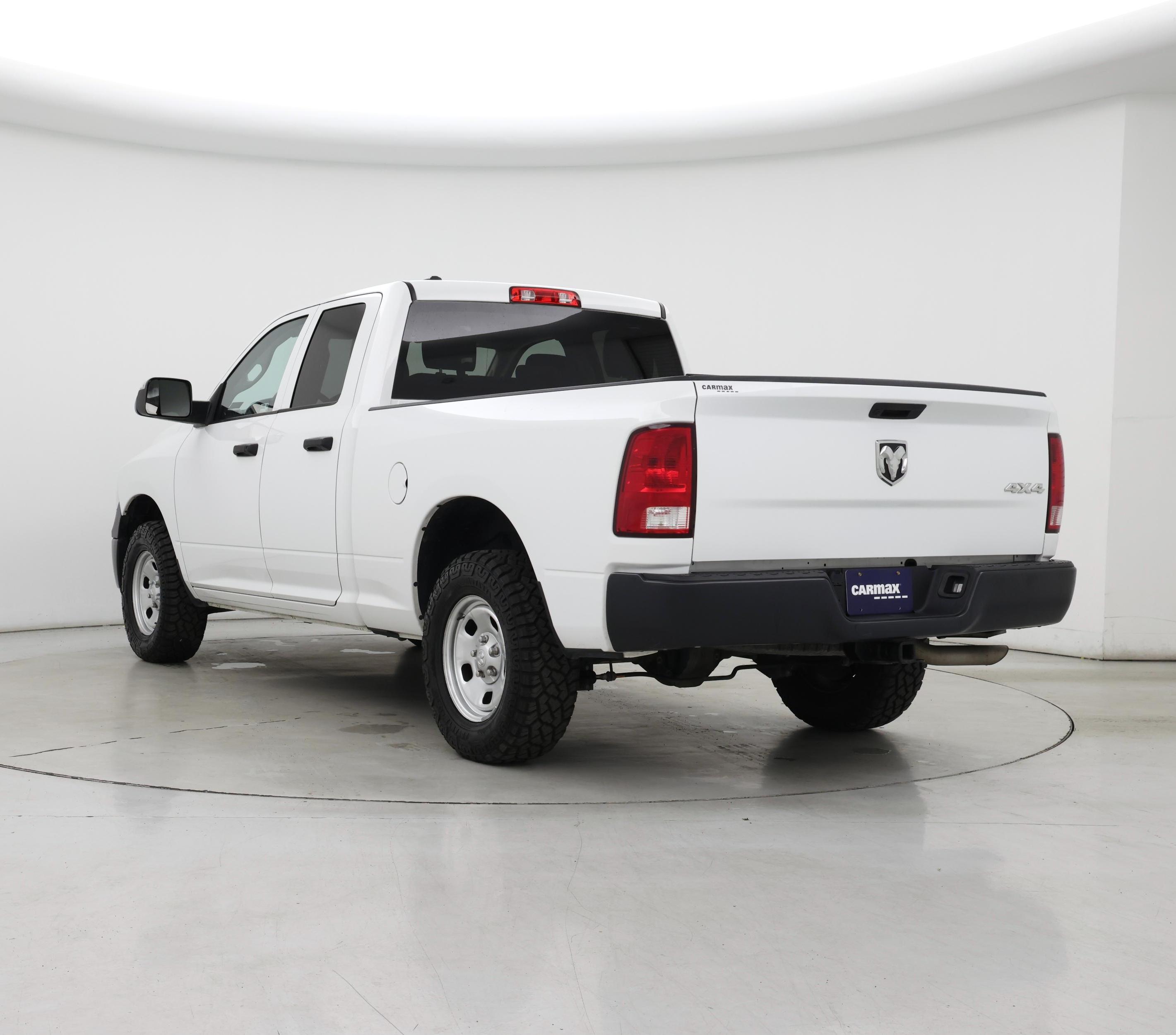 Thumbnail: 2023 RAM 1500 Classic - 2