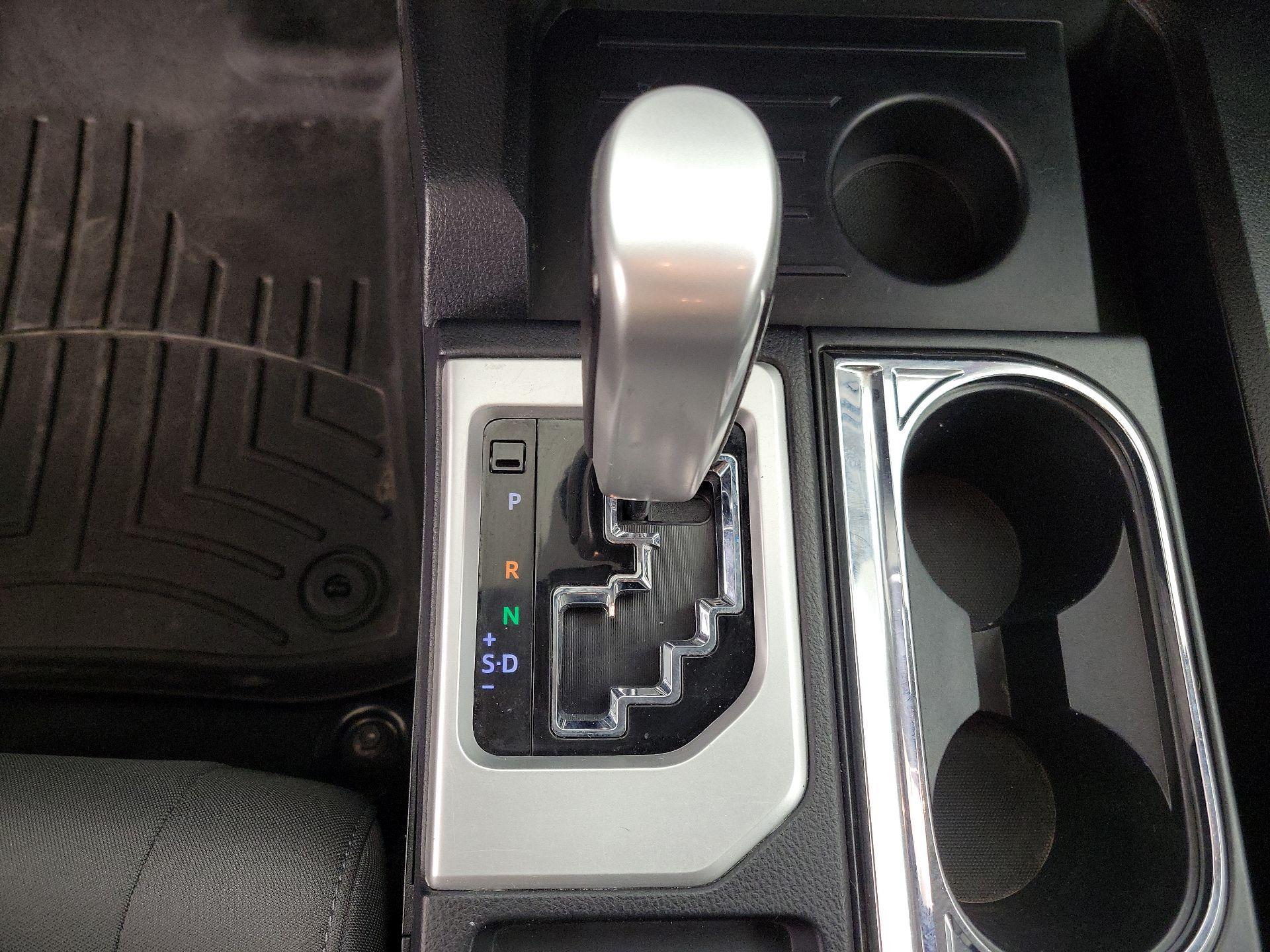 Thumbnail: 2021 Toyota Tundra - 17