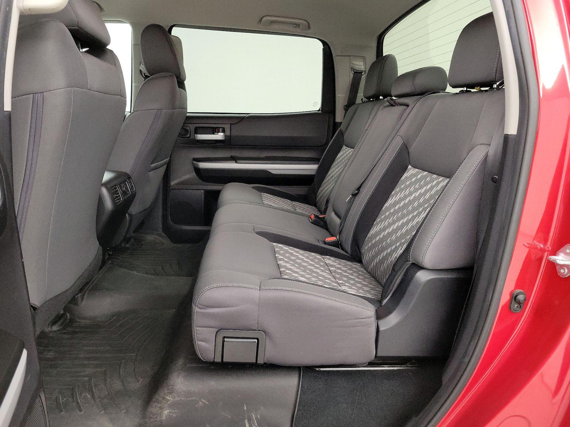 Thumbnail: 2021 Toyota Tundra - 19