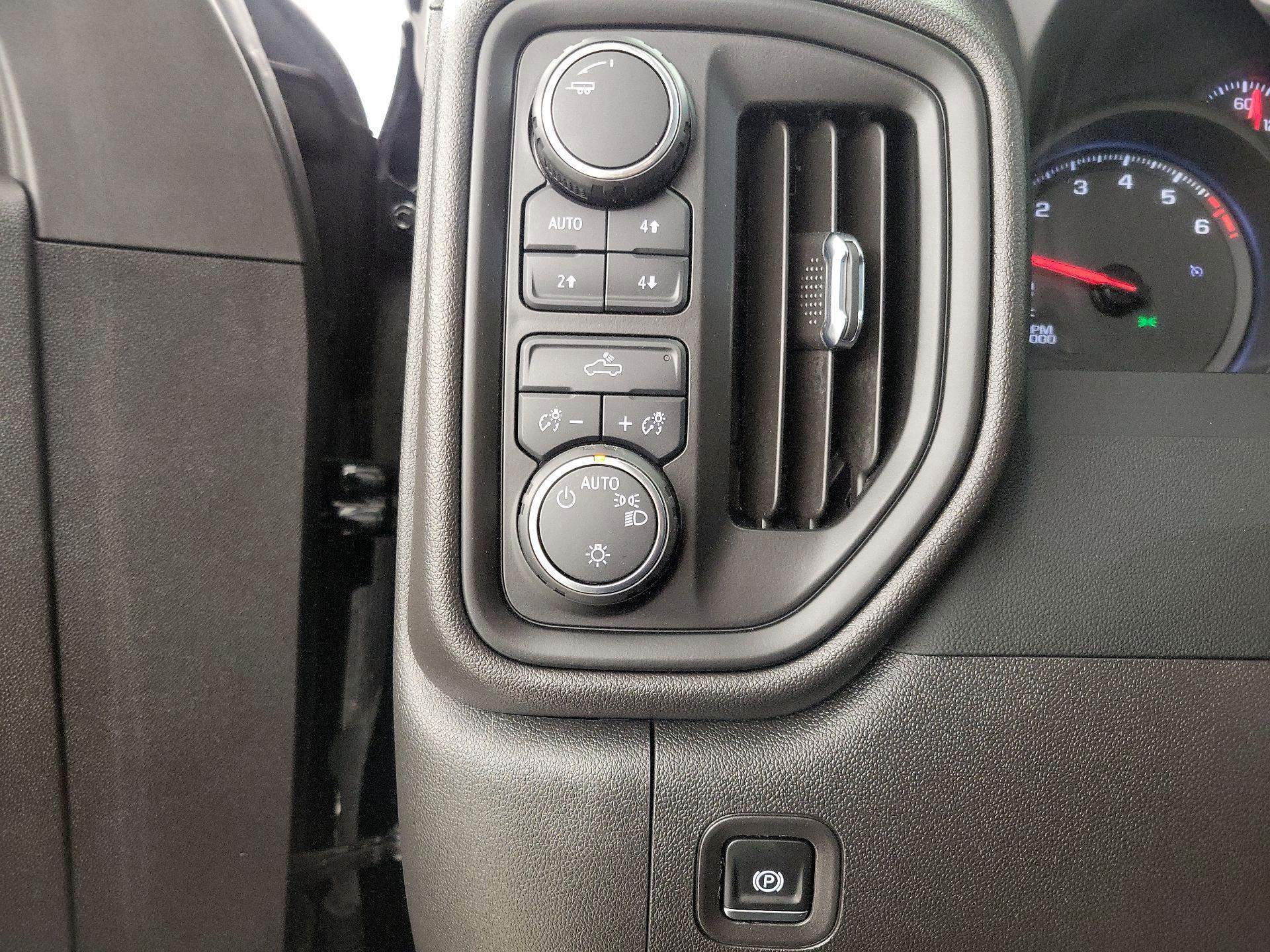 Thumbnail: 2024 Chevrolet Silverado 1500 - 13