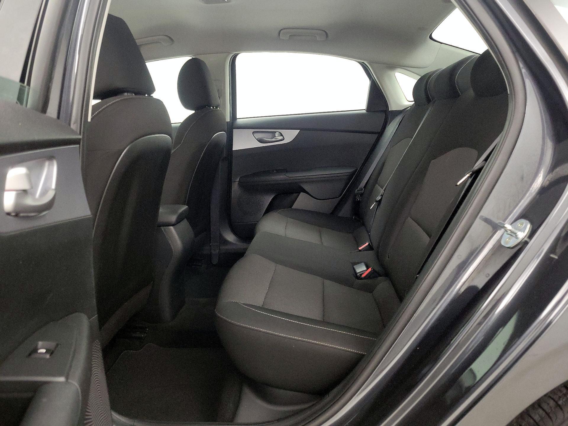 Thumbnail: 2023 Kia Forte - 19